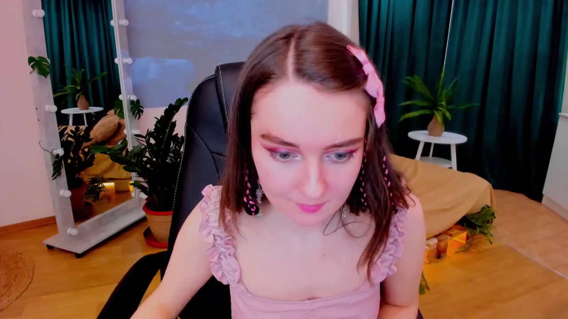 Gallery image thumbnail from Milim_Nava's myfreecams stream on, 02/26/2024, 12:36 image 2 of 20