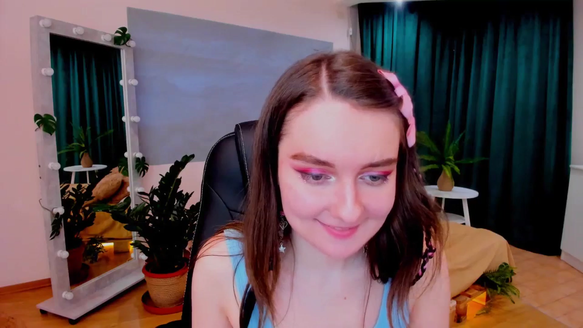 Gallery image thumbnail from Milim_Nava's myfreecams stream on, 02/26/2024, 14:13 image 9 of 20