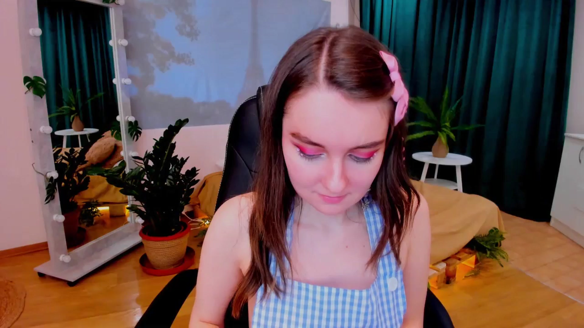 Gallery image thumbnail from Milim_Nava's myfreecams stream on, 02/26/2024, 17:14 image 7 of 20