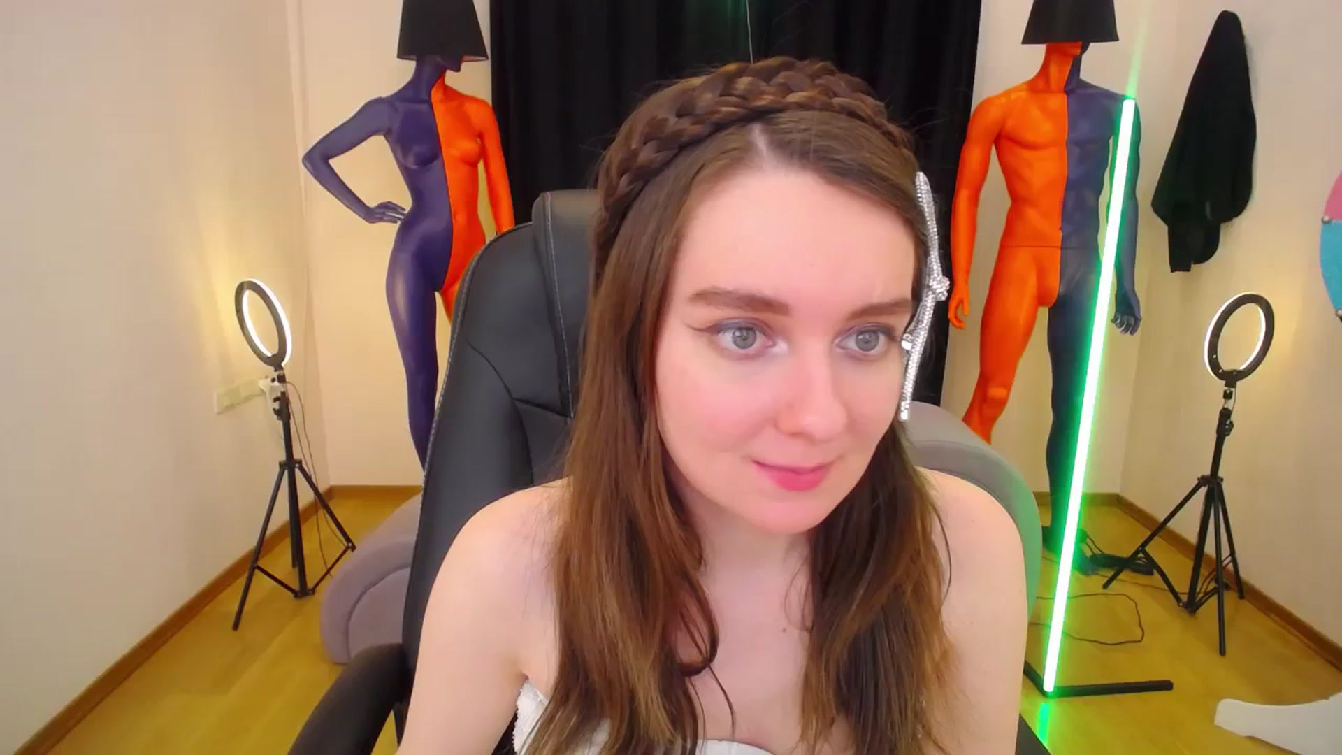 Gallery image thumbnail from Milim_Nava's myfreecams stream on, 02/27/2024, 10:02 image 2 of 20