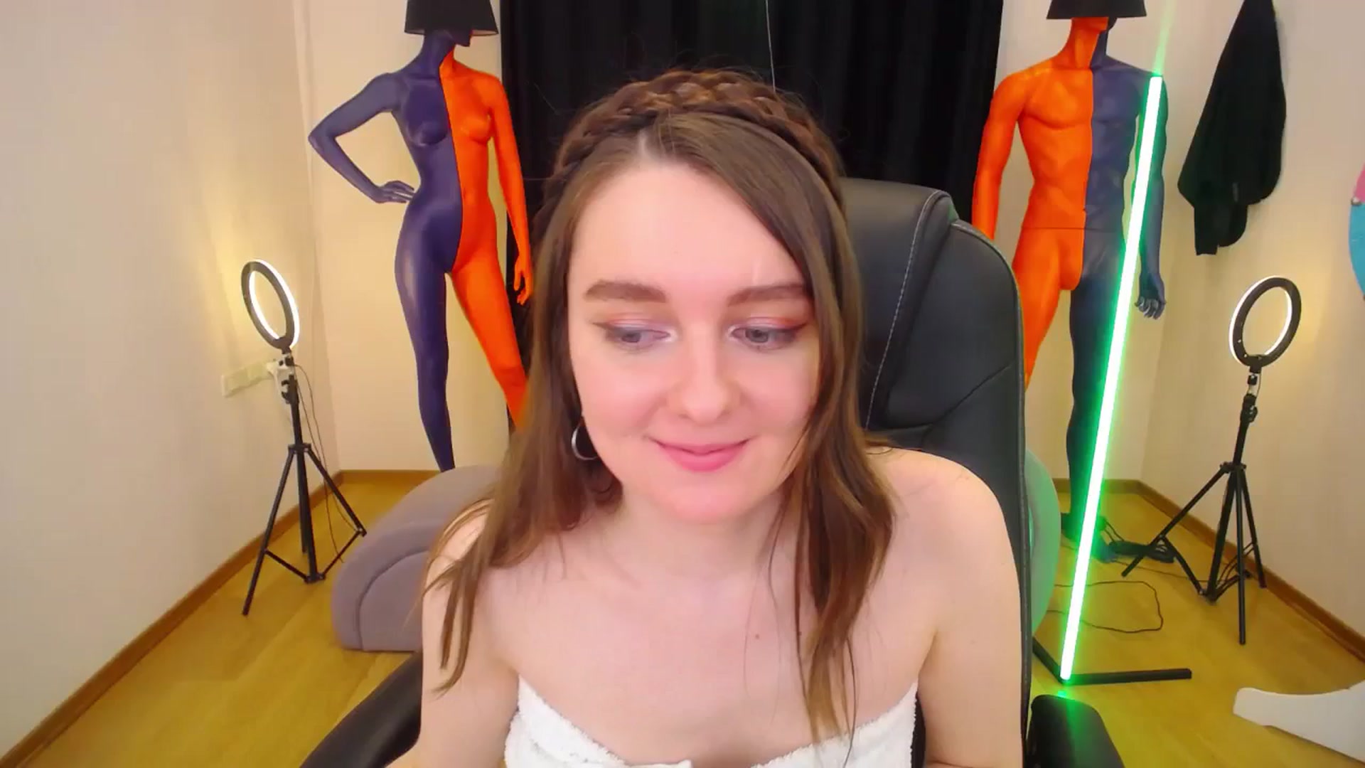 Gallery image thumbnail from Milim_Nava's myfreecams stream on, 02/27/2024, 10:02 image 19 of 20