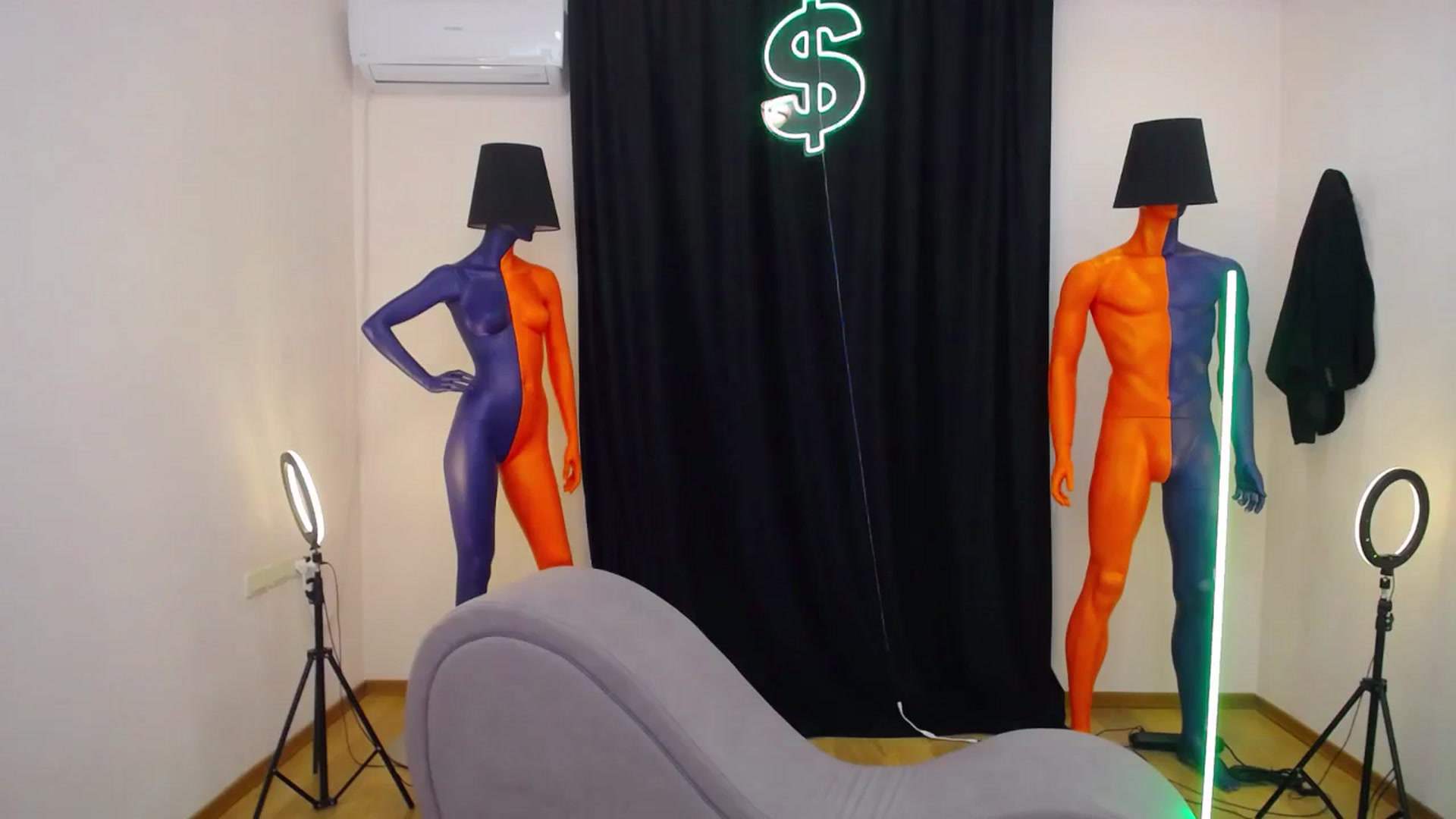 Gallery image thumbnail from Milim_Nava's myfreecams stream on, 03/04/2024, 12:36 image 14 of 20