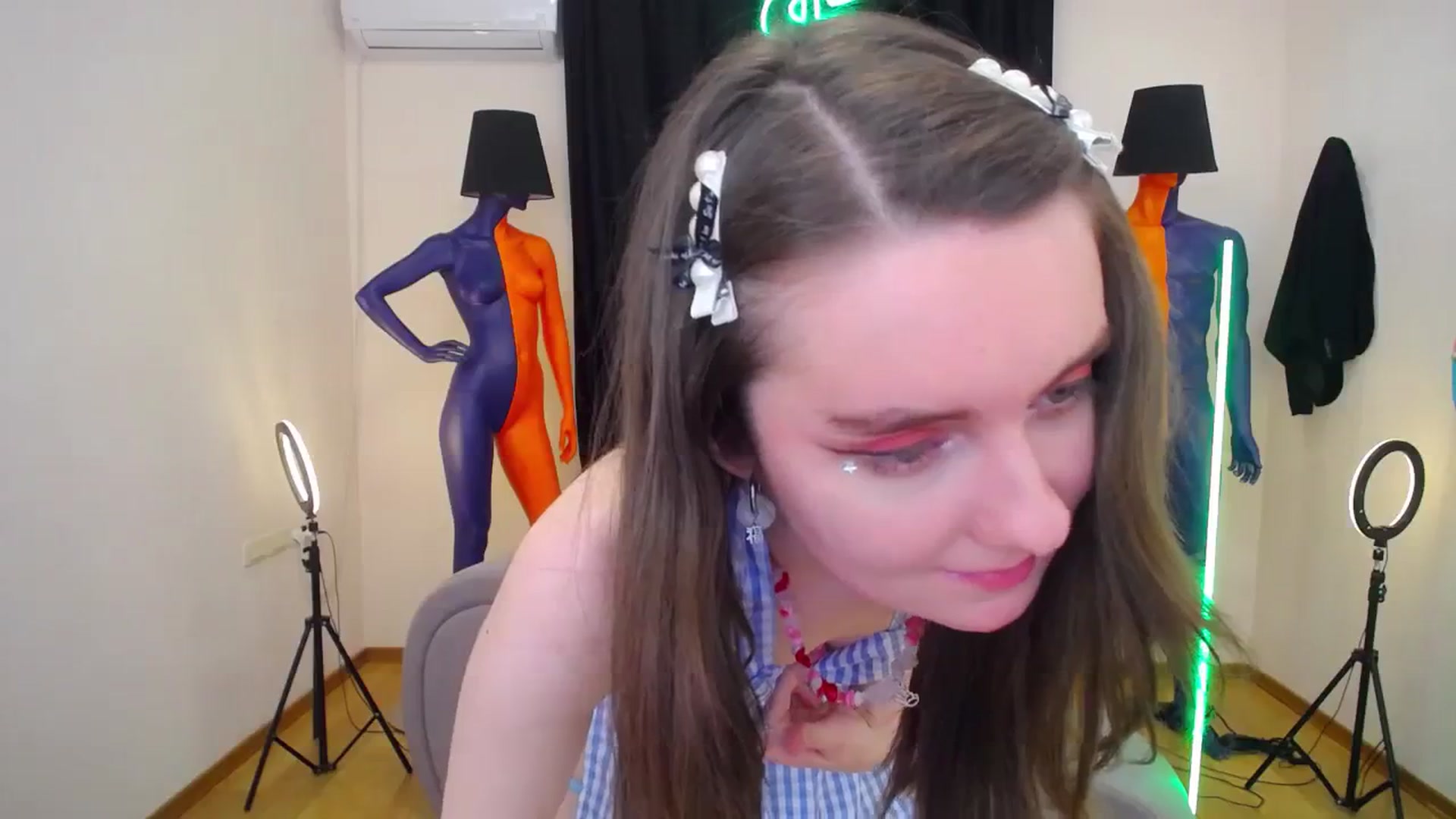 Gallery image thumbnail from Milim_Nava's myfreecams stream on, 03/04/2024, 15:00 image 15 of 20