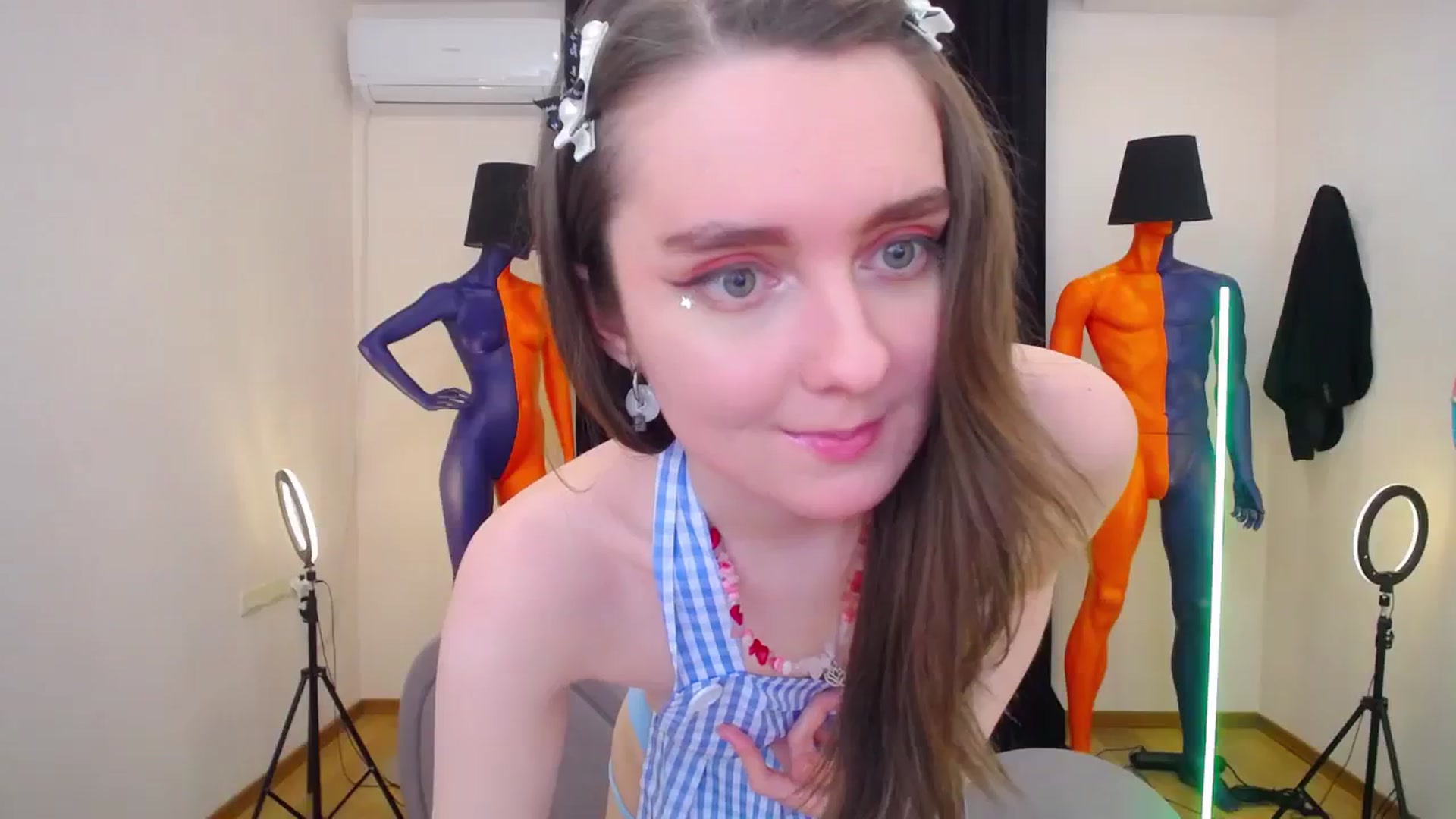 Gallery image thumbnail from Milim_Nava's myfreecams stream on, 03/04/2024, 15:00 image 4 of 20