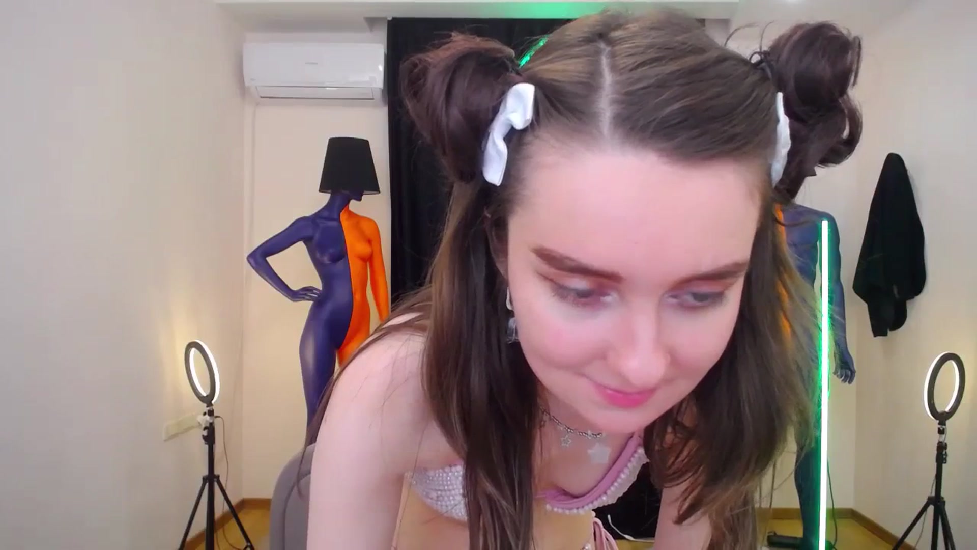Gallery image thumbnail from Milim_Nava's myfreecams stream on, 03/05/2024, 08:33 image 12 of 20