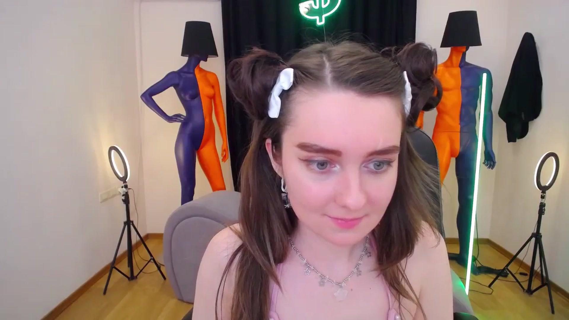 Gallery image thumbnail from Milim_Nava's myfreecams stream on, 03/05/2024, 08:33 image 16 of 20