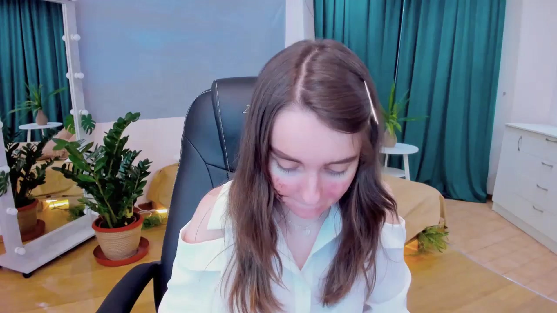 Gallery image thumbnail from Milim_Nava's myfreecams stream on, 03/10/2024, 11:13 image 20 of 20