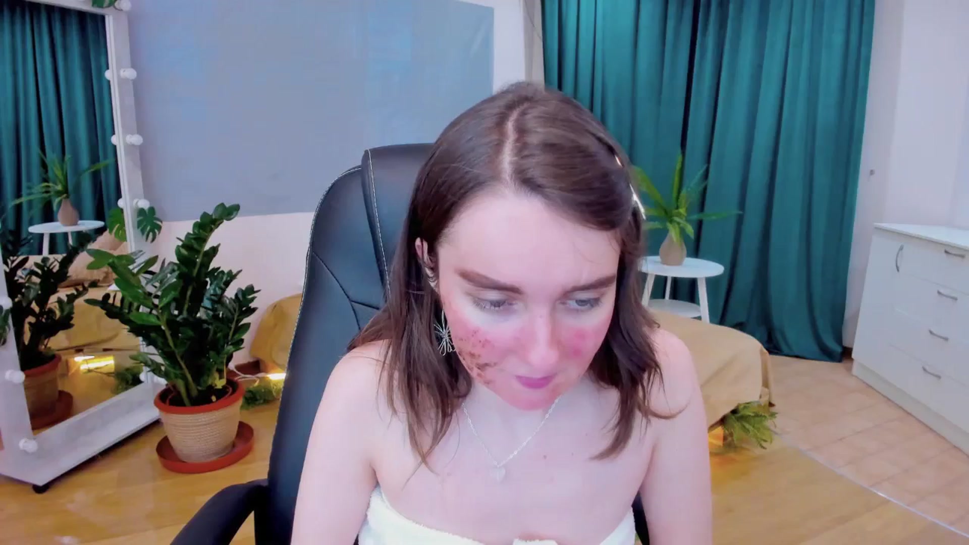 Gallery image thumbnail from Milim_Nava's myfreecams stream on, 03/10/2024, 19:08 image 1 of 20