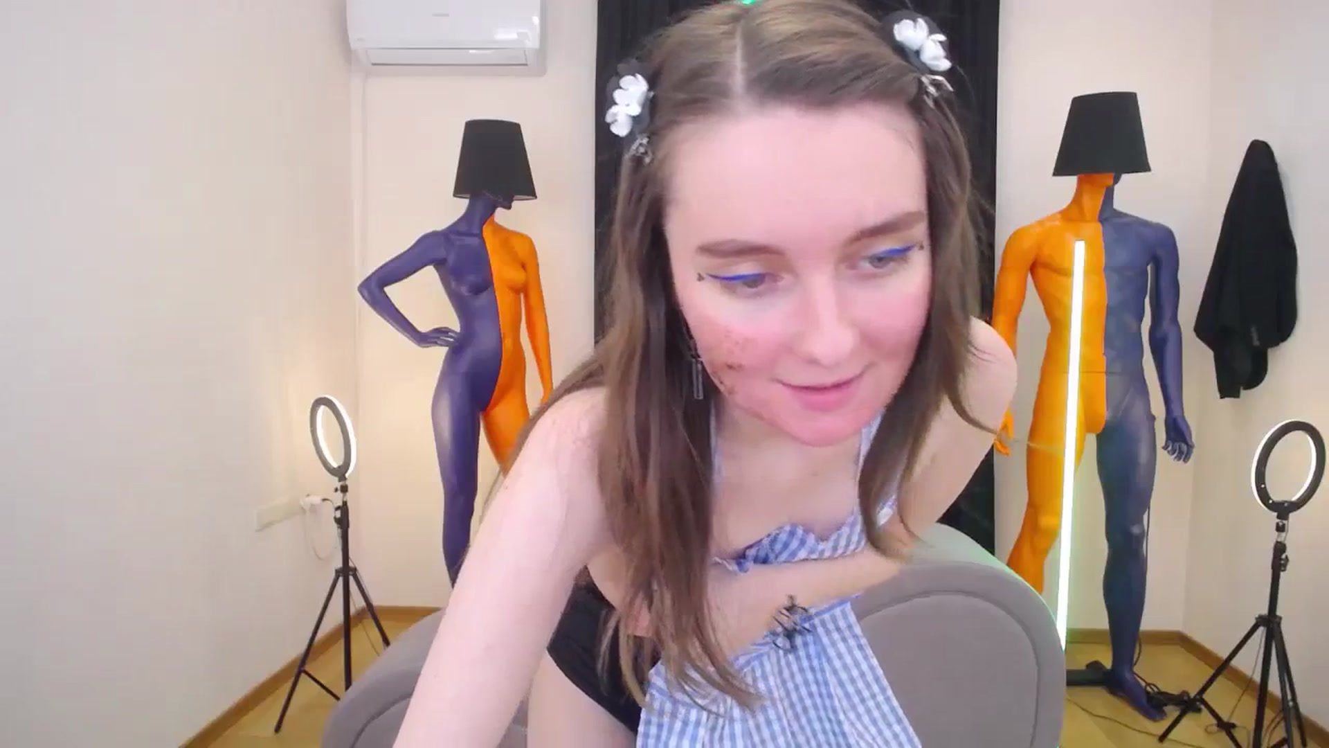 Gallery image thumbnail from Milim_Nava's myfreecams stream on, 03/12/2024, 07:43 image 15 of 20