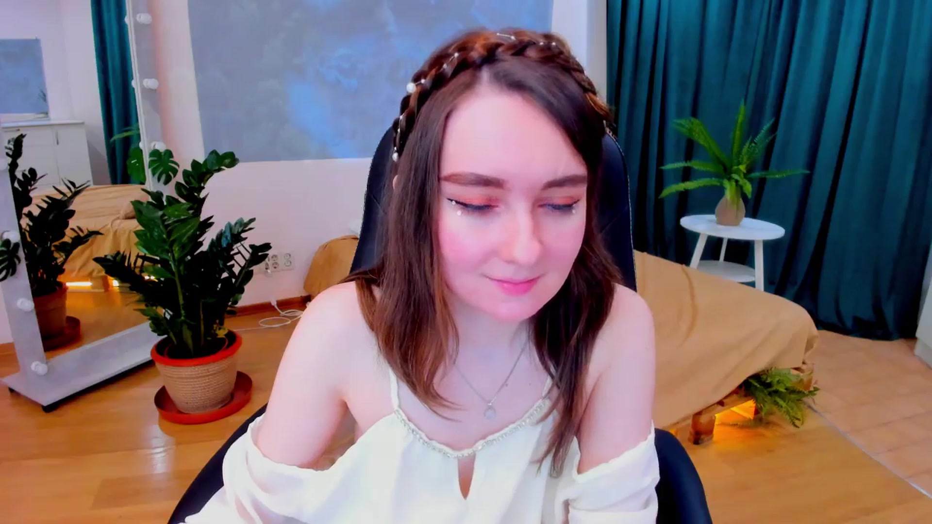 Gallery image thumbnail from Milim_Nava's myfreecams stream on, 03/15/2024, 10:42 image 9 of 20