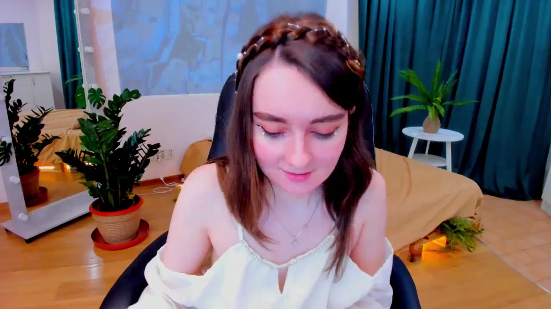 Gallery image thumbnail from Milim_Nava's myfreecams stream on, 03/15/2024, 10:42 image 10 of 20
