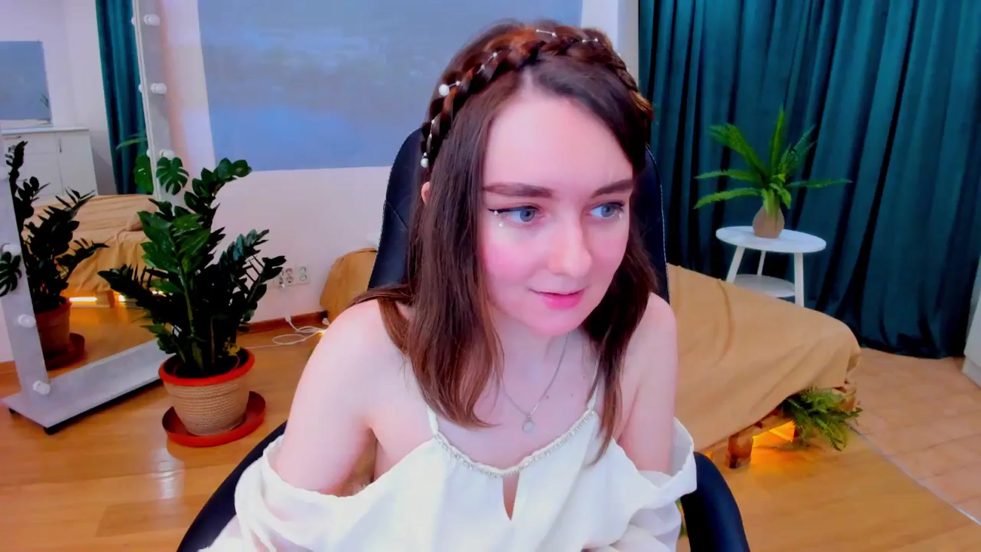 Gallery image thumbnail from Milim_Nava's myfreecams stream on, 03/15/2024, 10:42 image 3 of 20