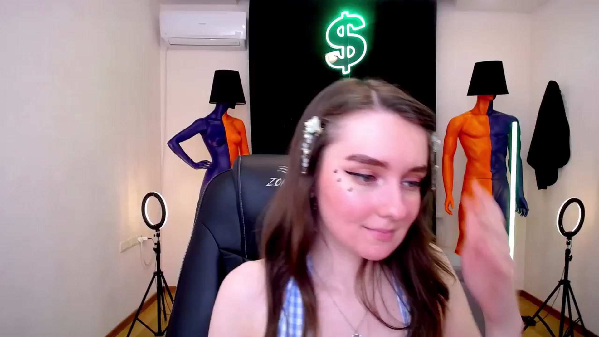 Gallery image thumbnail from Milim_Nava's myfreecams stream on, 03/16/2024, 09:17 image 2 of 20