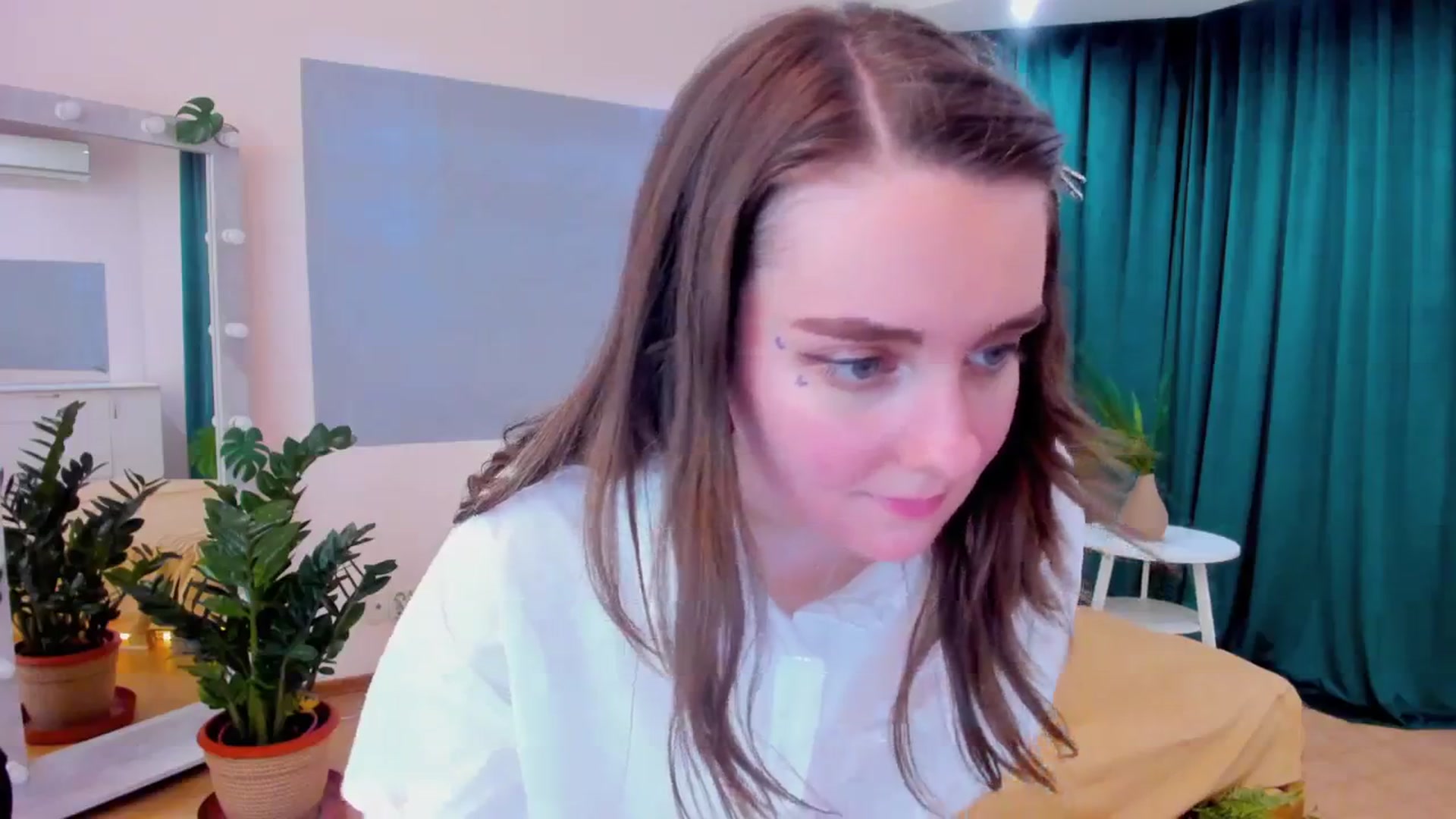 Gallery image thumbnail from Milim_Nava's myfreecams stream on, 03/19/2024, 09:22 image 2 of 20