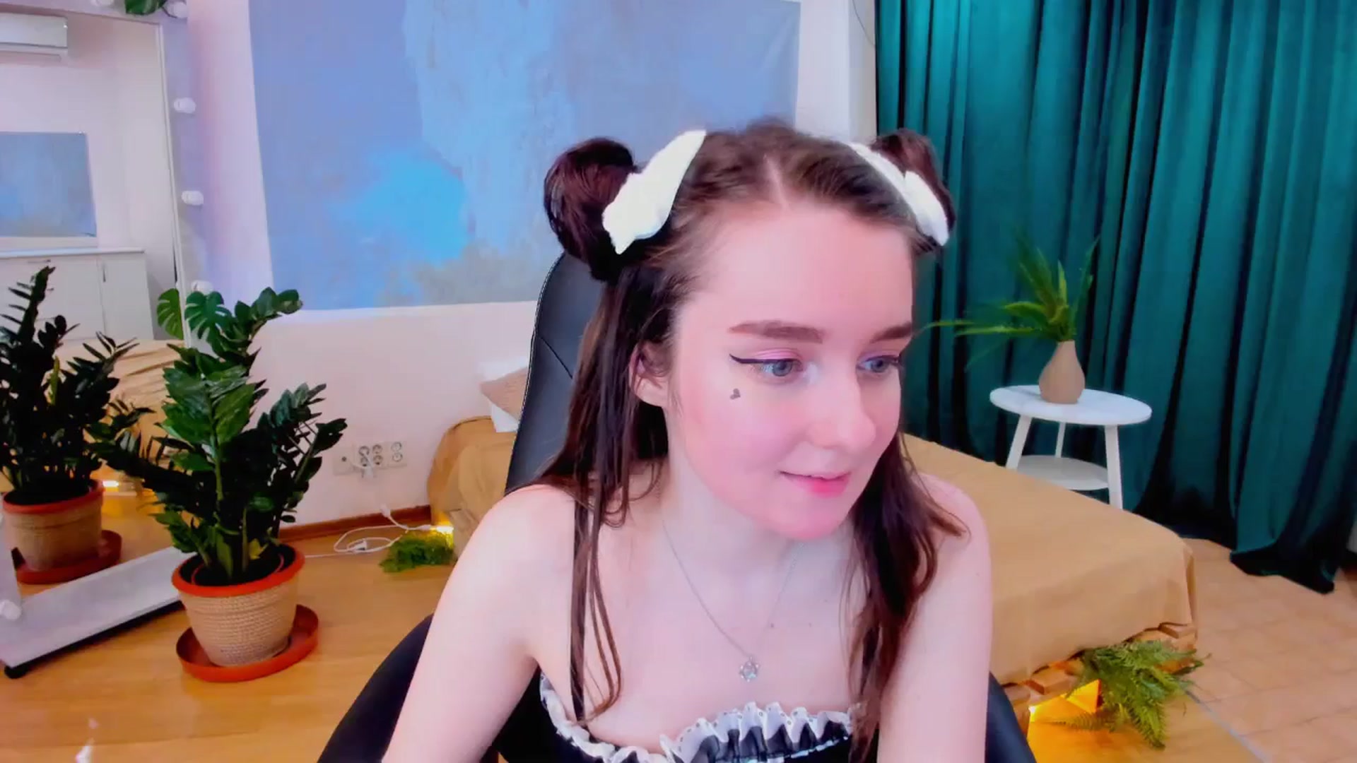 Gallery image thumbnail from Milim_Nava's myfreecams stream on, 03/25/2024, 13:46 image 8 of 20