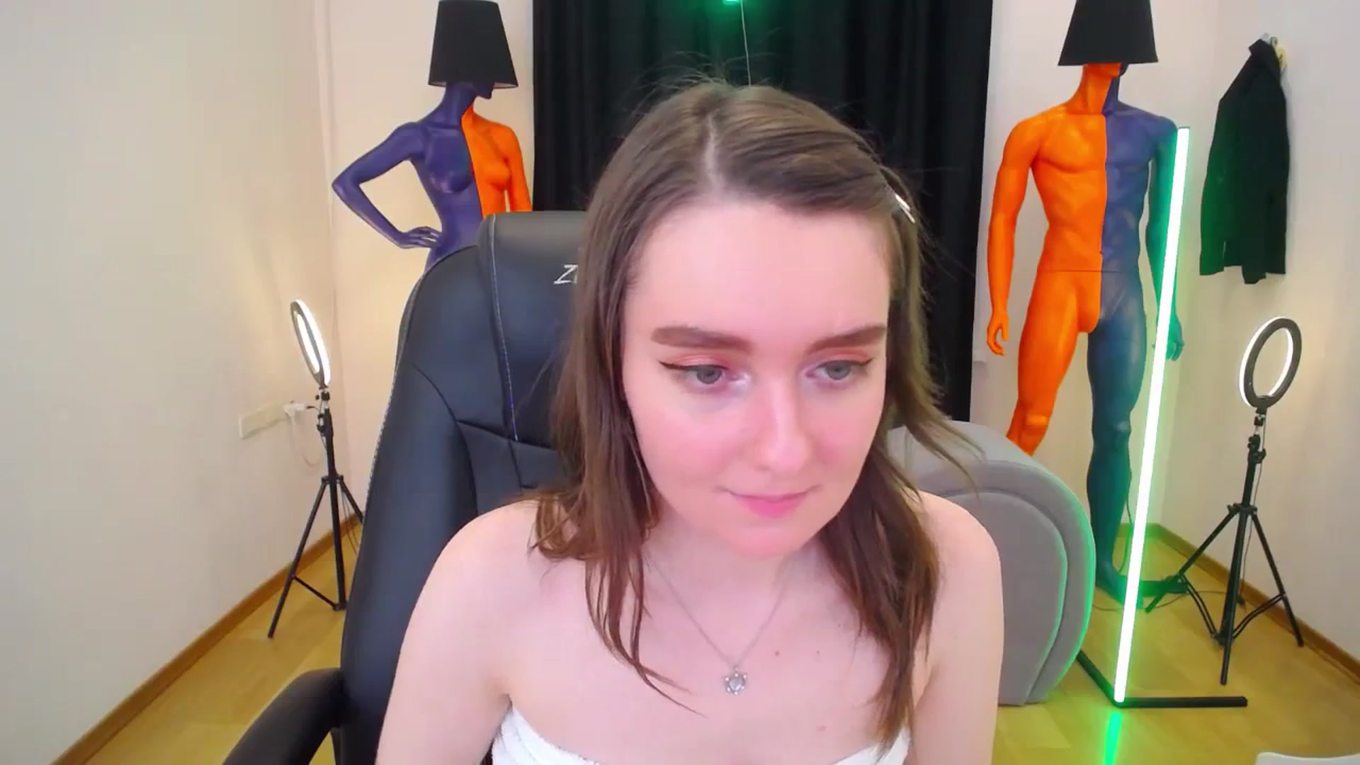 Gallery image thumbnail from Milim_Nava's myfreecams stream on, 03/27/2024, 09:31 image 18 of 20