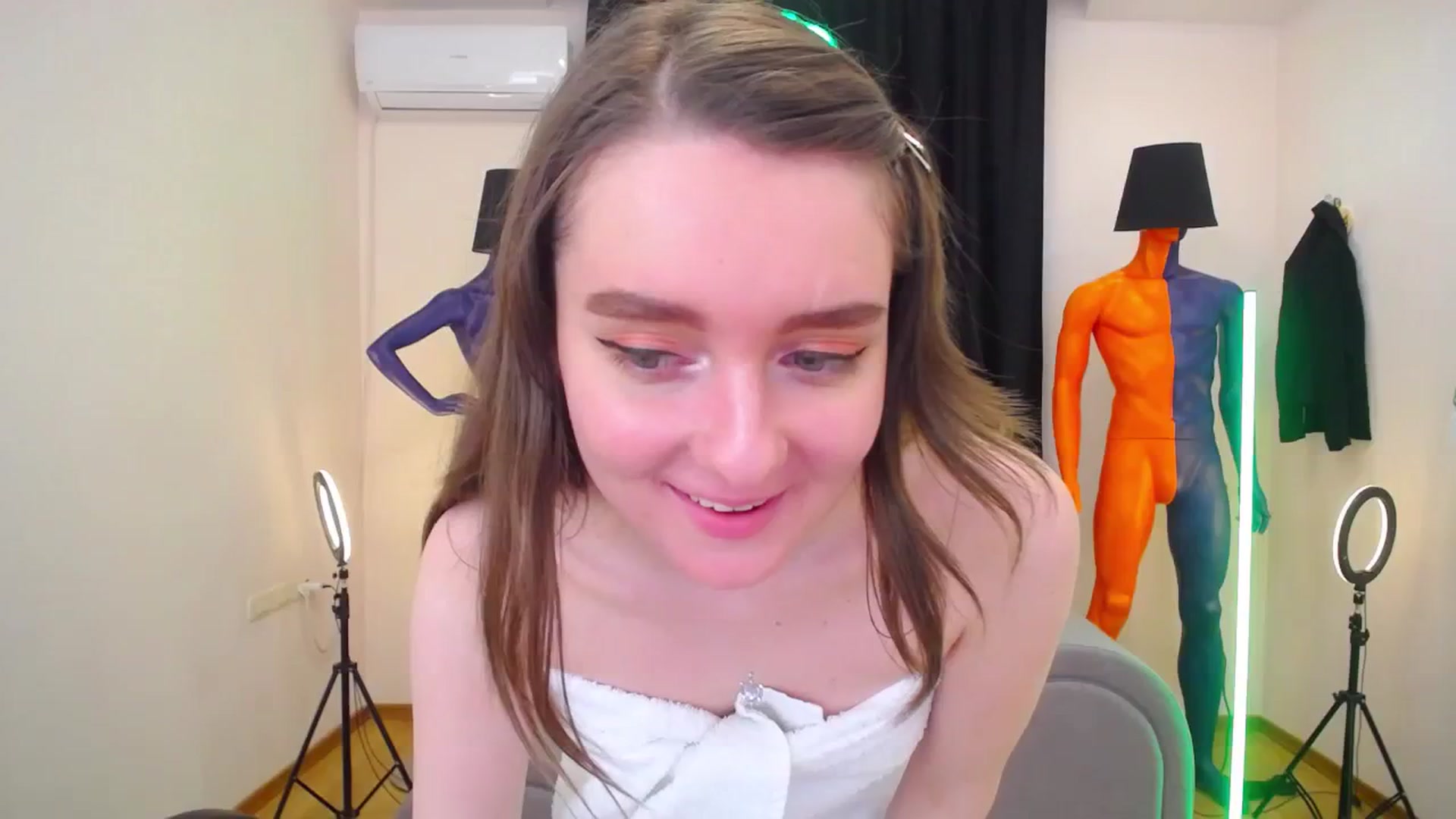 Gallery image thumbnail from Milim_Nava's myfreecams stream on, 03/27/2024, 09:31 image 12 of 20