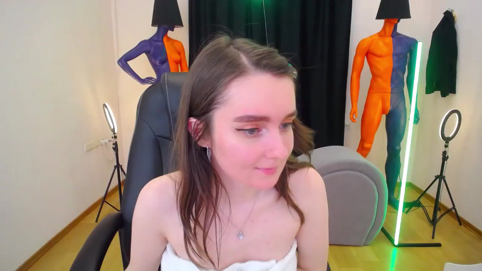 Gallery image thumbnail from Milim_Nava's myfreecams stream on, 03/27/2024, 09:31 image 7 of 20