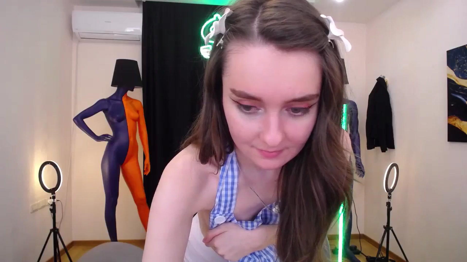 Gallery image thumbnail from Milim_Nava's myfreecams stream on, 03/29/2024, 08:50 image 4 of 20