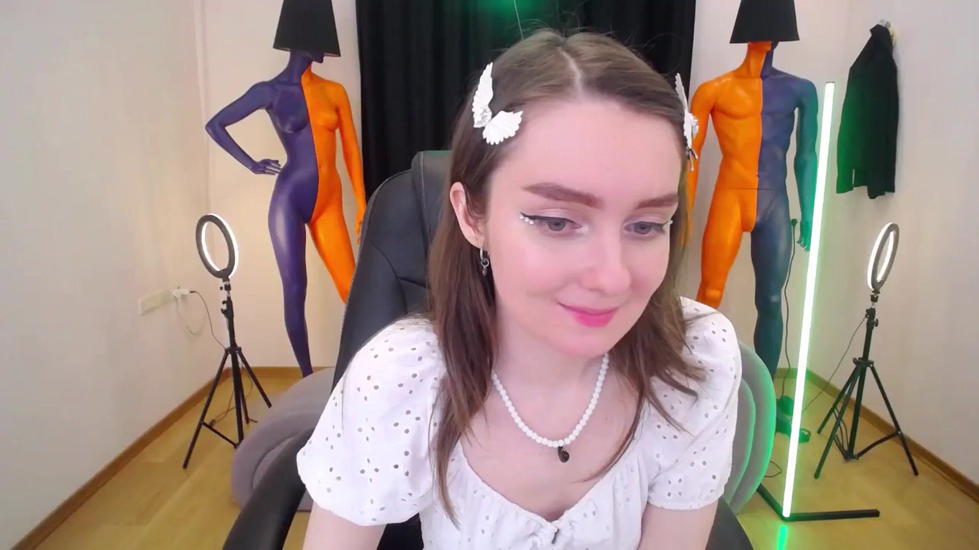 Gallery image thumbnail from Milim_Nava's myfreecams stream on, 04/12/2024, 13:27 image 10 of 20