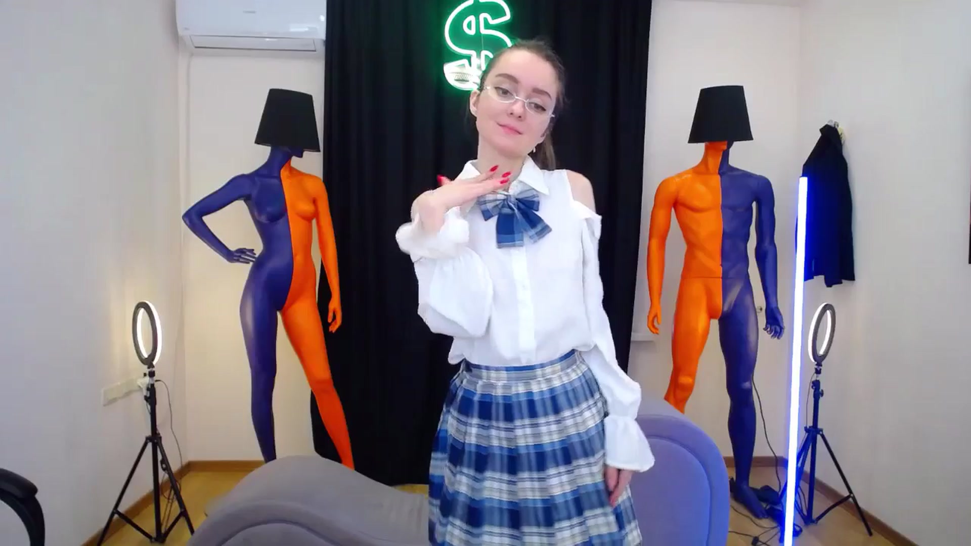Gallery image thumbnail from Milim_Nava's myfreecams stream on, 04/21/2024, 10:44 image 9 of 20