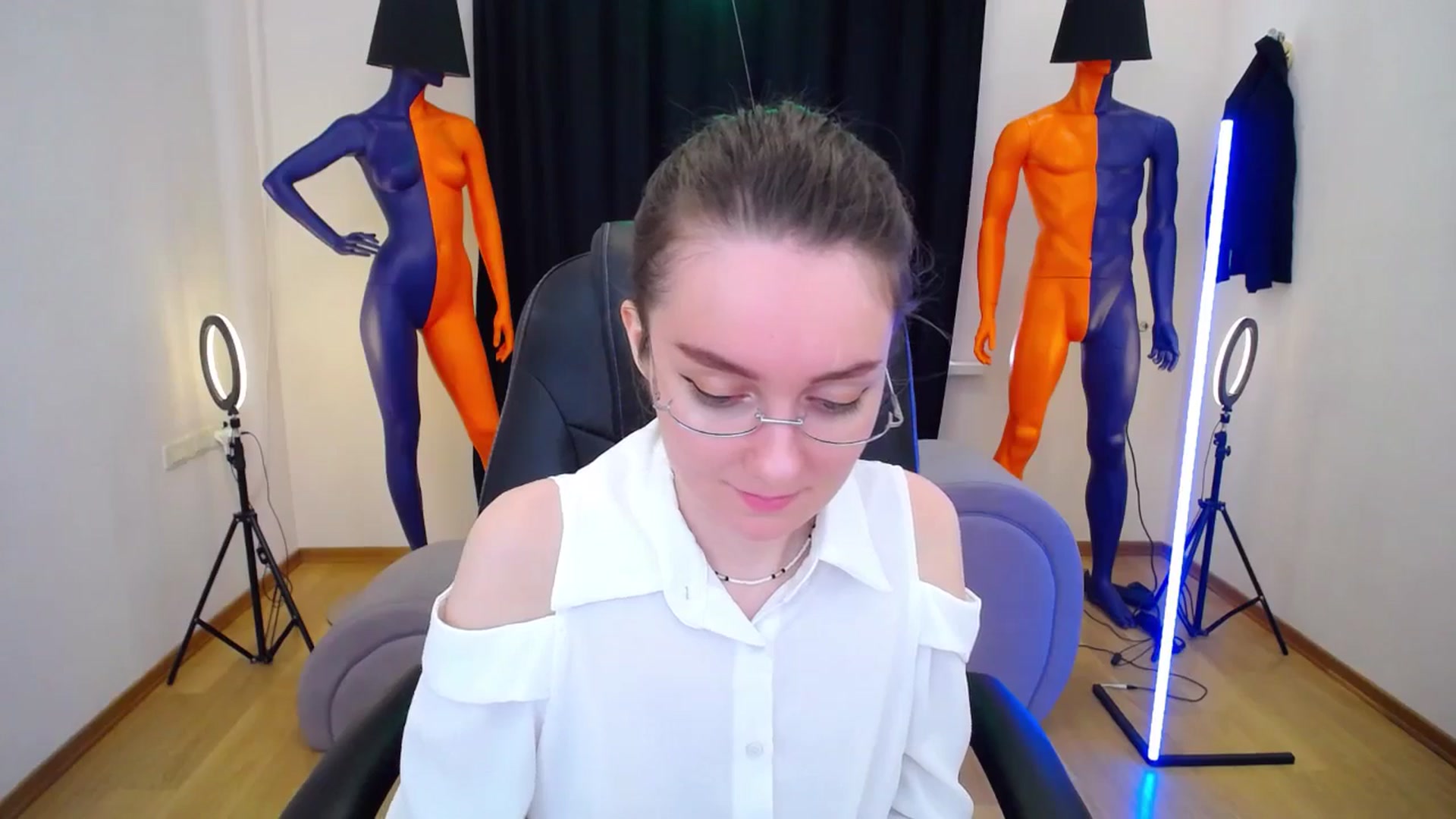 Gallery image thumbnail from Milim_Nava's myfreecams stream on, 04/21/2024, 12:35 image 3 of 20