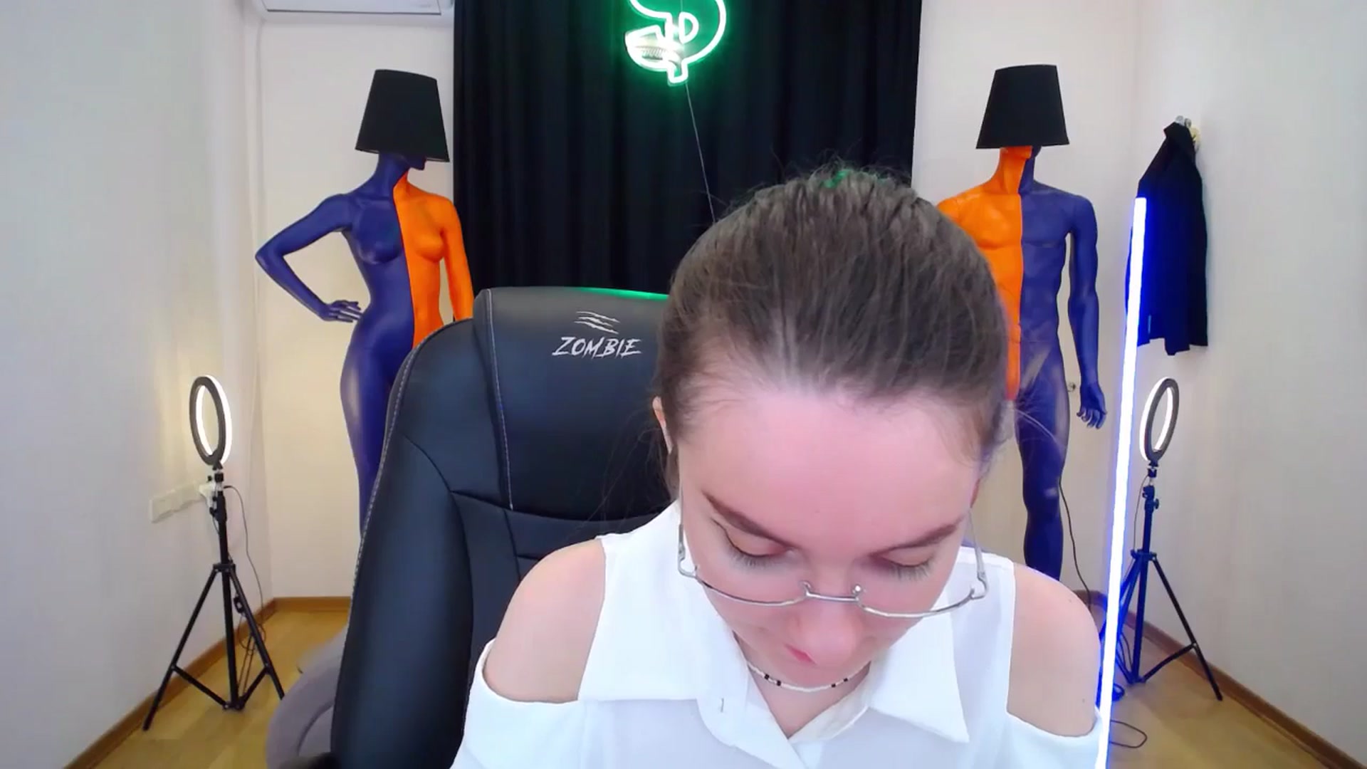 Gallery image thumbnail from Milim_Nava's myfreecams stream on, 04/21/2024, 12:35 image 9 of 20