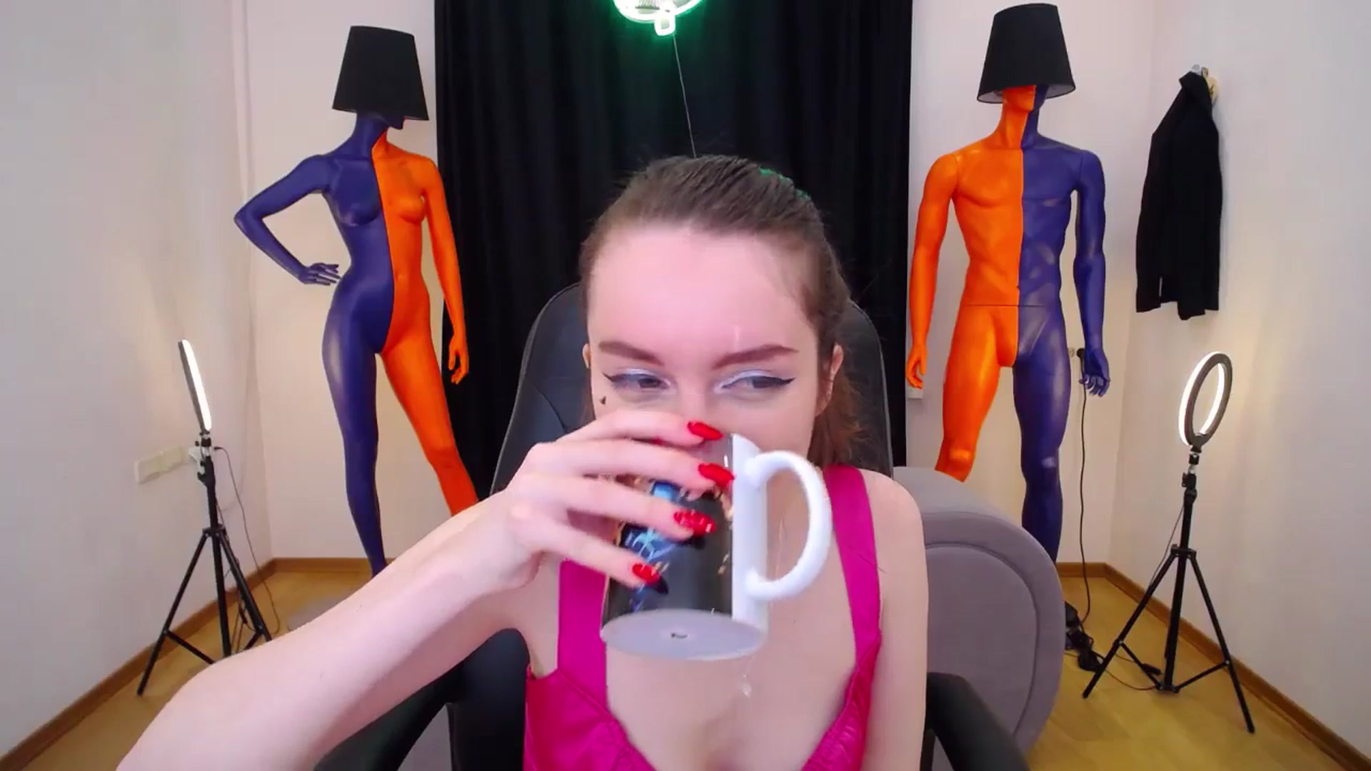 Gallery image thumbnail from Milim_Nava's myfreecams stream on, 04/28/2024, 11:28 image 6 of 20