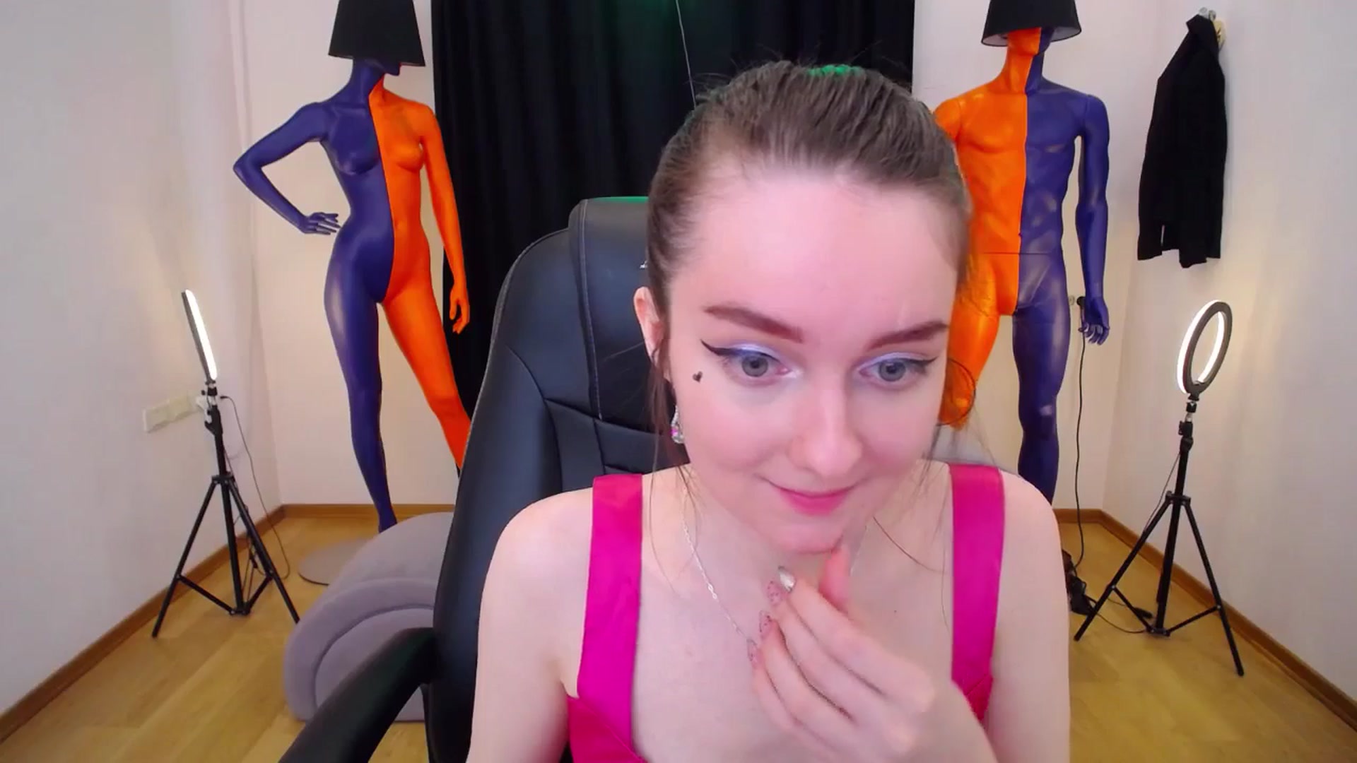 Gallery image thumbnail from Milim_Nava's myfreecams stream on, 04/28/2024, 11:45 image 11 of 20