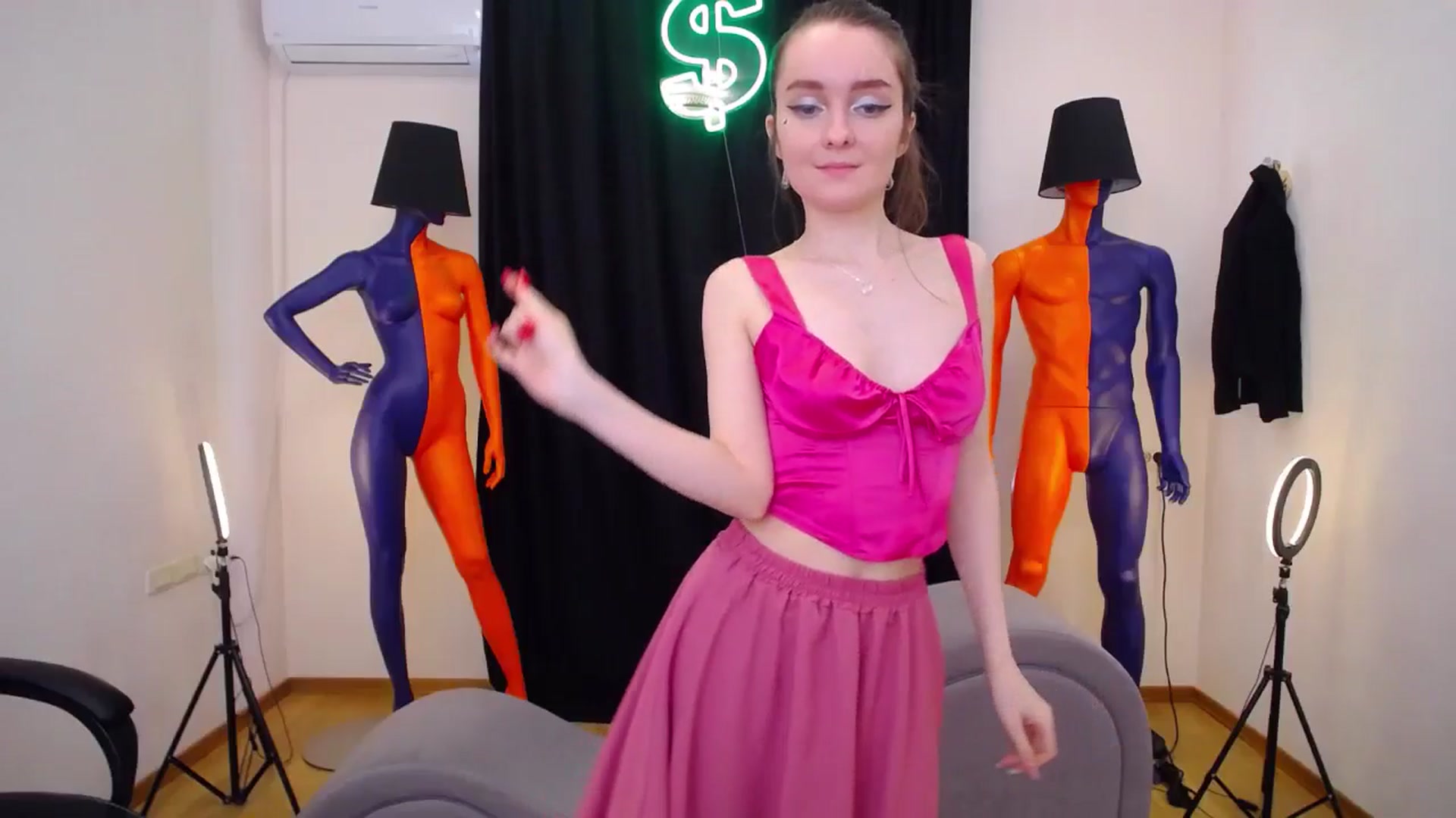 Gallery image thumbnail from Milim_Nava's myfreecams stream on, 04/28/2024, 11:45 image 20 of 20
