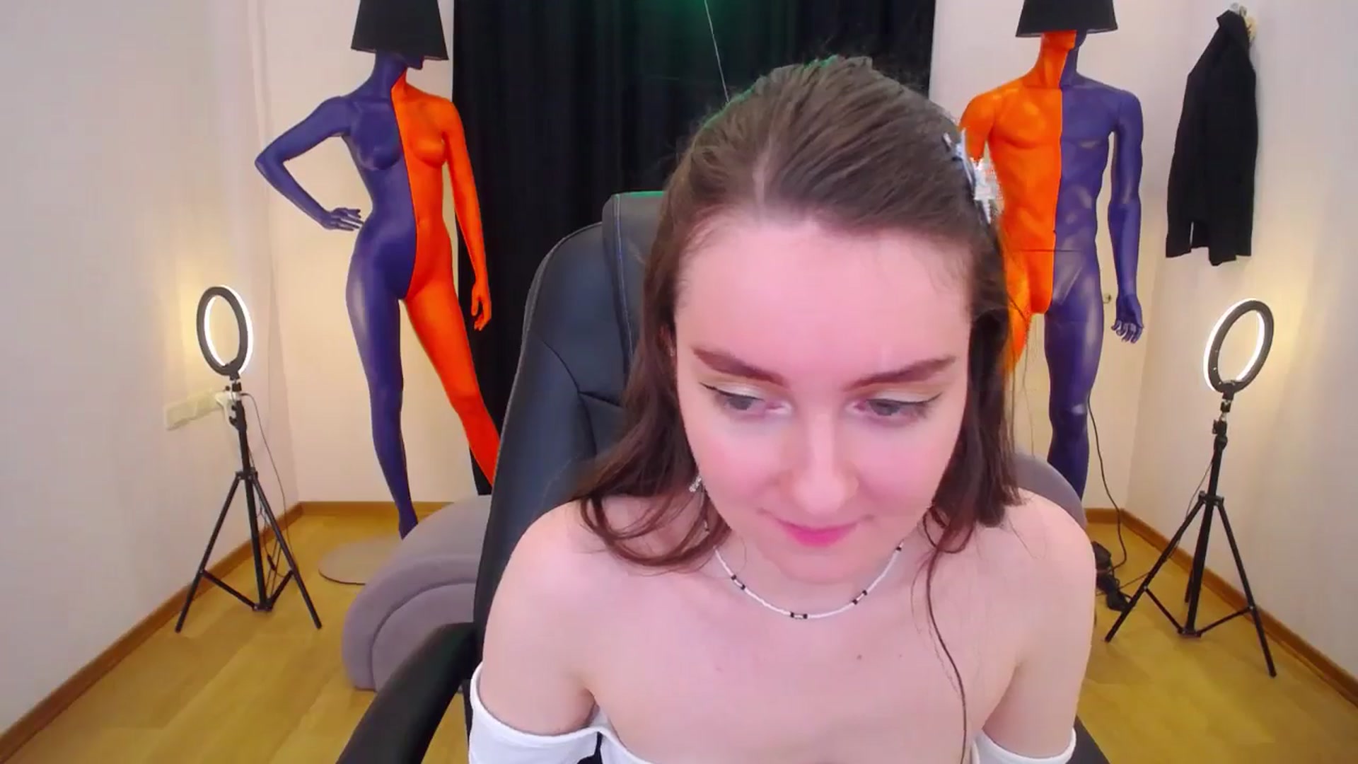 Gallery image thumbnail from Milim_Nava's myfreecams stream on, 04/30/2024, 11:27 image 9 of 20
