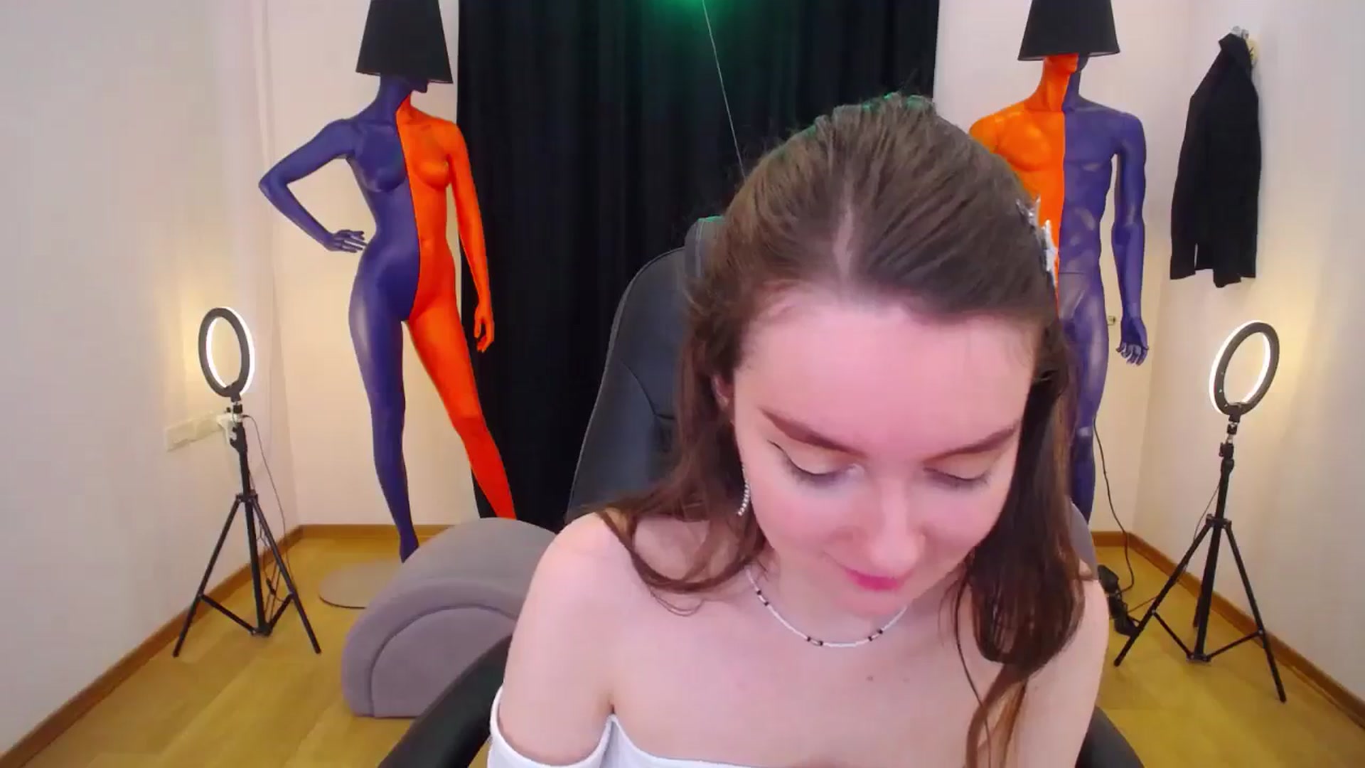 Gallery image thumbnail from Milim_Nava's myfreecams stream on, 04/30/2024, 12:37 image 3 of 20