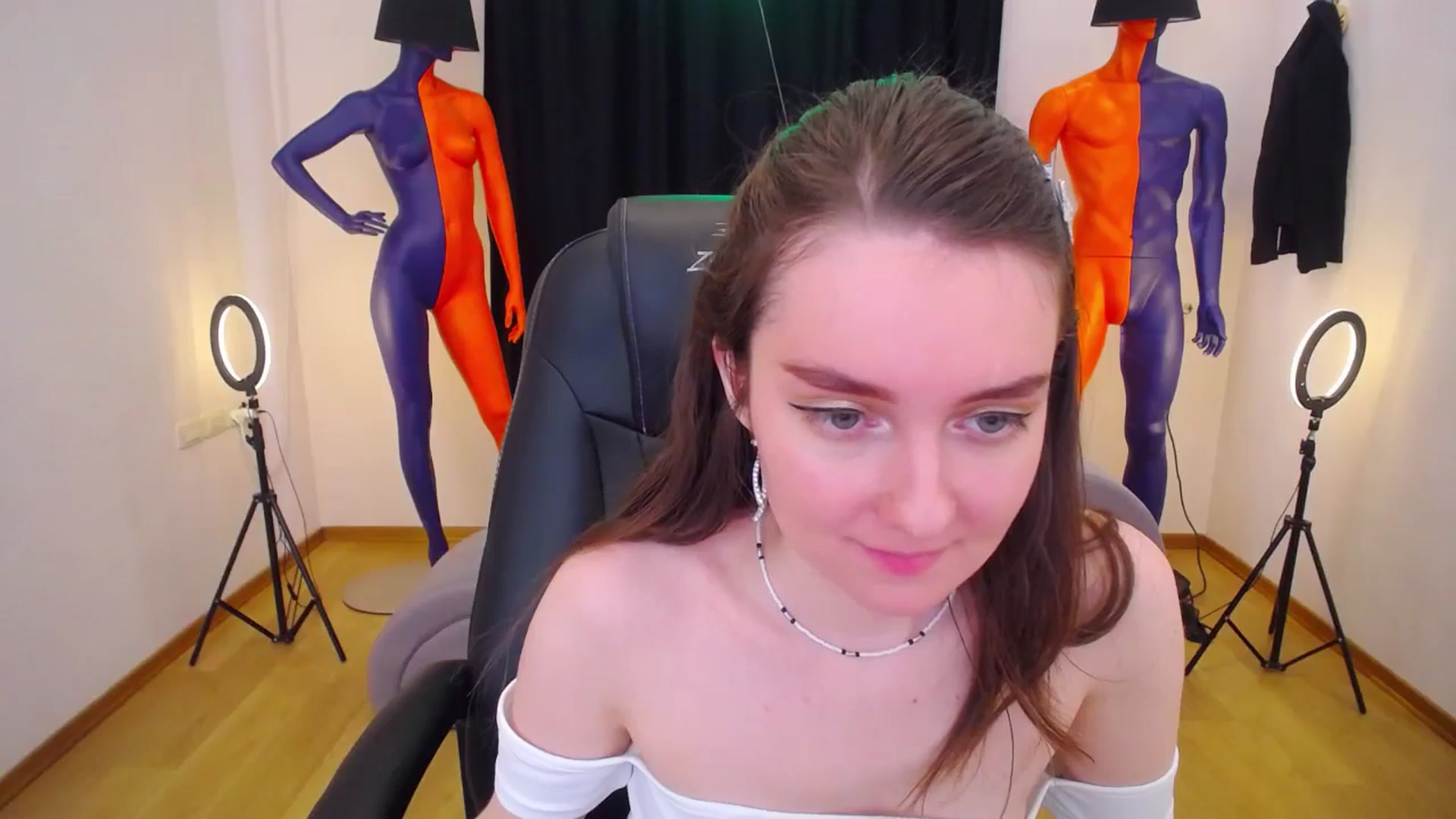 Gallery image thumbnail from Milim_Nava's myfreecams stream on, 04/30/2024, 12:37 image 15 of 20