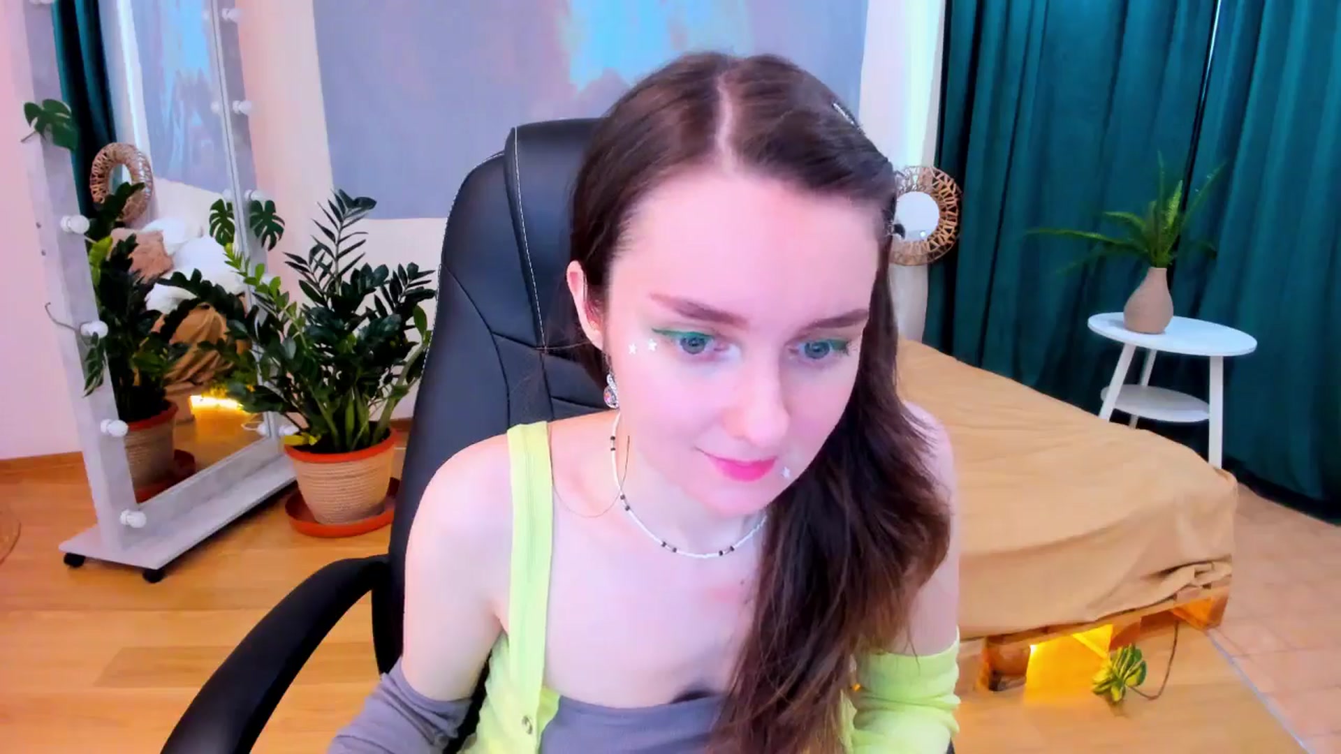 Gallery image thumbnail from Milim_Nava's myfreecams stream on, 05/03/2024, 12:38 image 16 of 20
