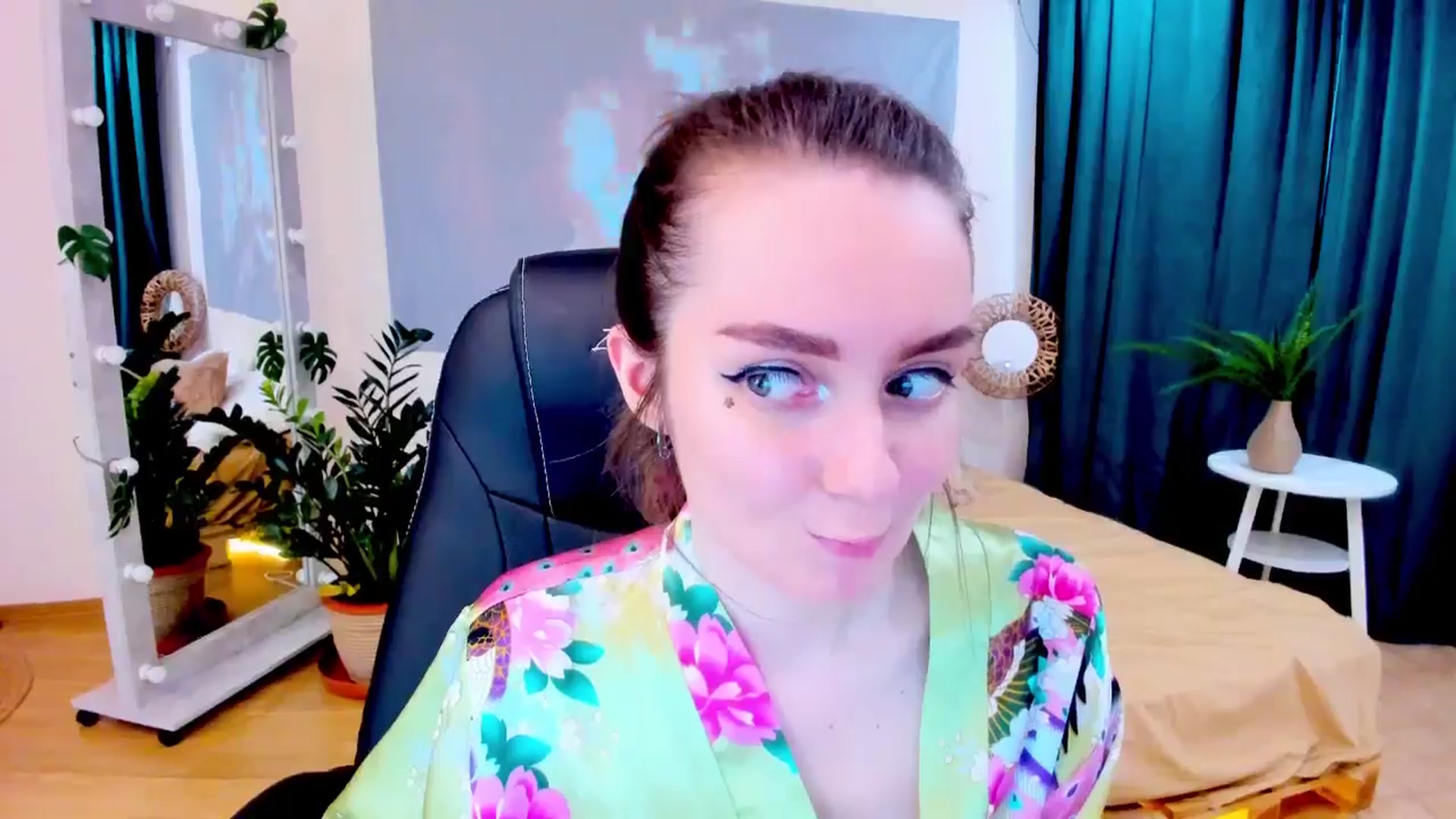 Gallery image thumbnail from Milim_Nava's myfreecams stream on, 05/07/2024, 09:58 image 11 of 20
