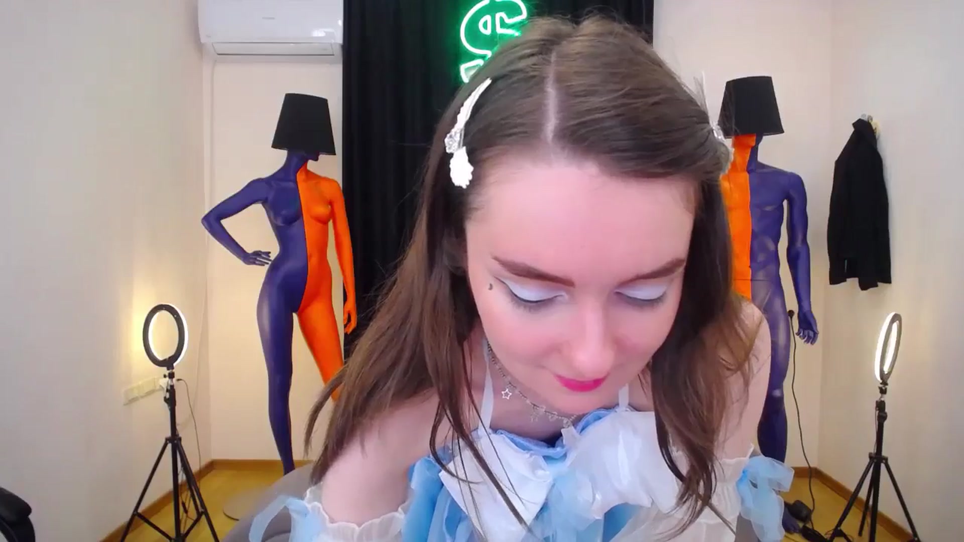 Gallery image thumbnail from Milim_Nava's myfreecams stream on, 05/09/2024, 10:55 image 6 of 20