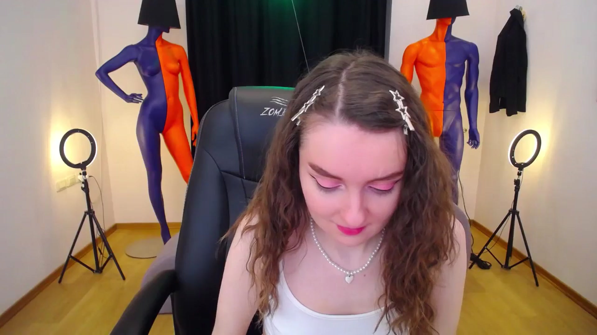 Gallery image thumbnail from Milim_Nava's myfreecams stream on, 05/15/2024, 10:39 image 16 of 20