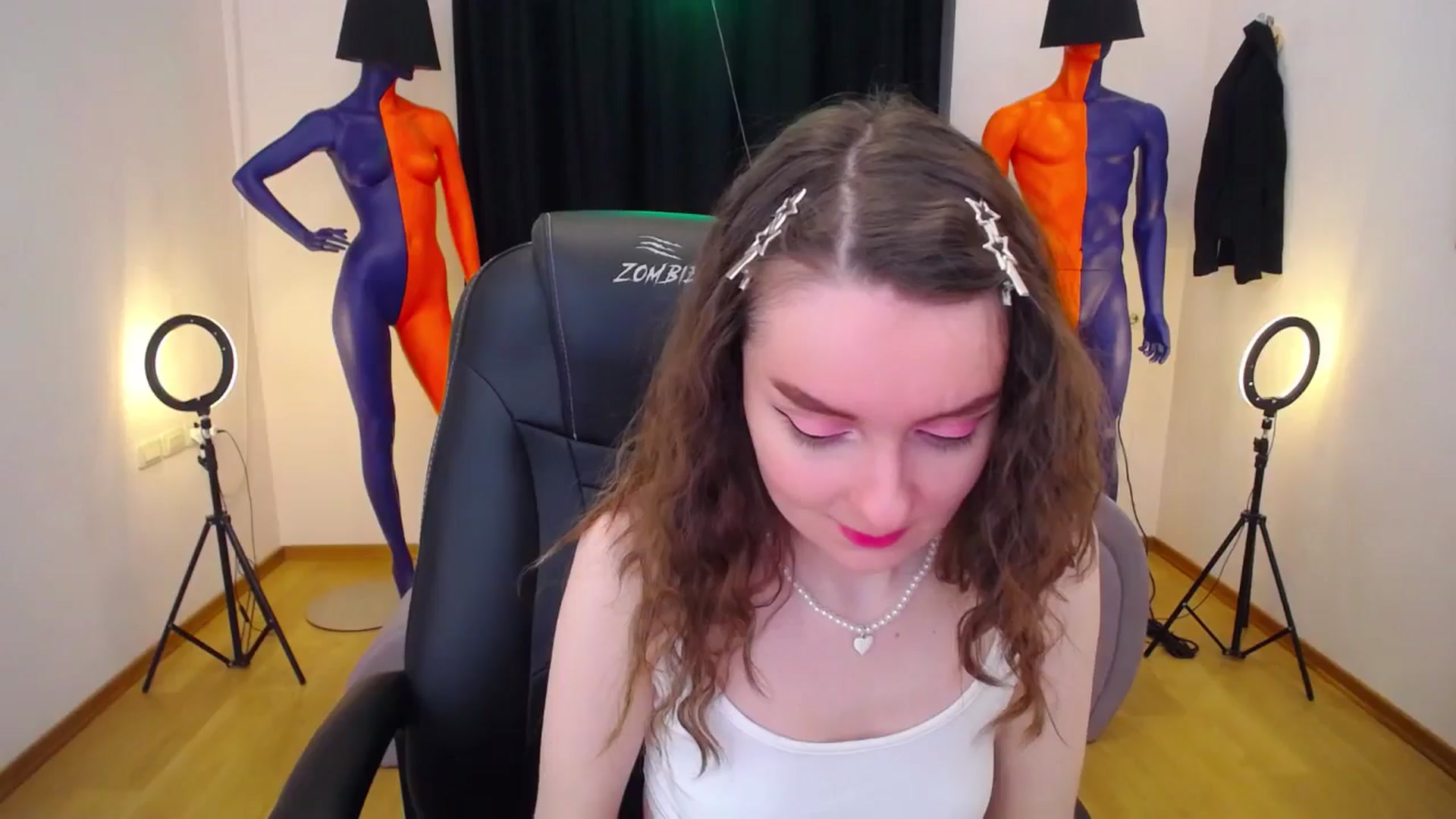 Gallery image thumbnail from Milim_Nava's myfreecams stream on, 05/15/2024, 10:39 image 13 of 20