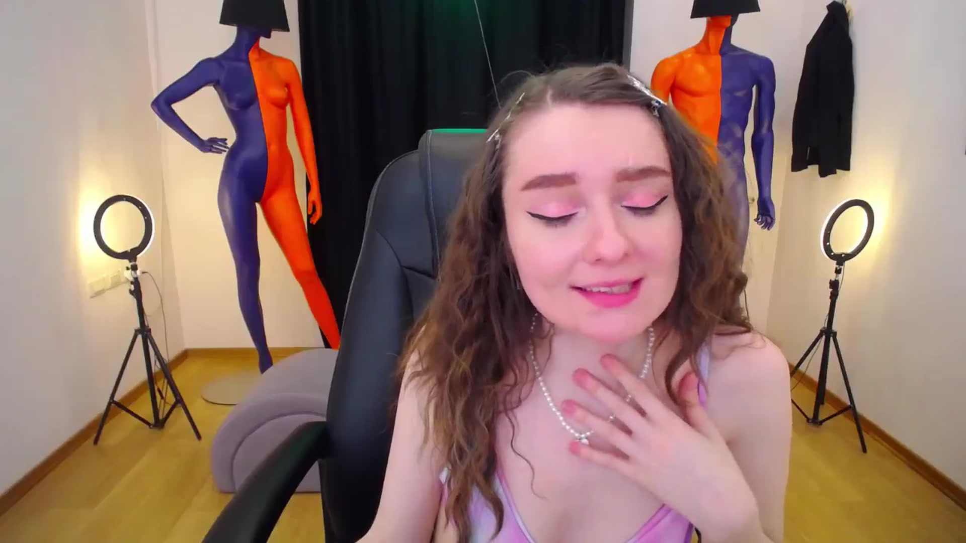 Gallery image thumbnail from Milim_Nava's myfreecams stream on, 05/15/2024, 13:39 image 18 of 20