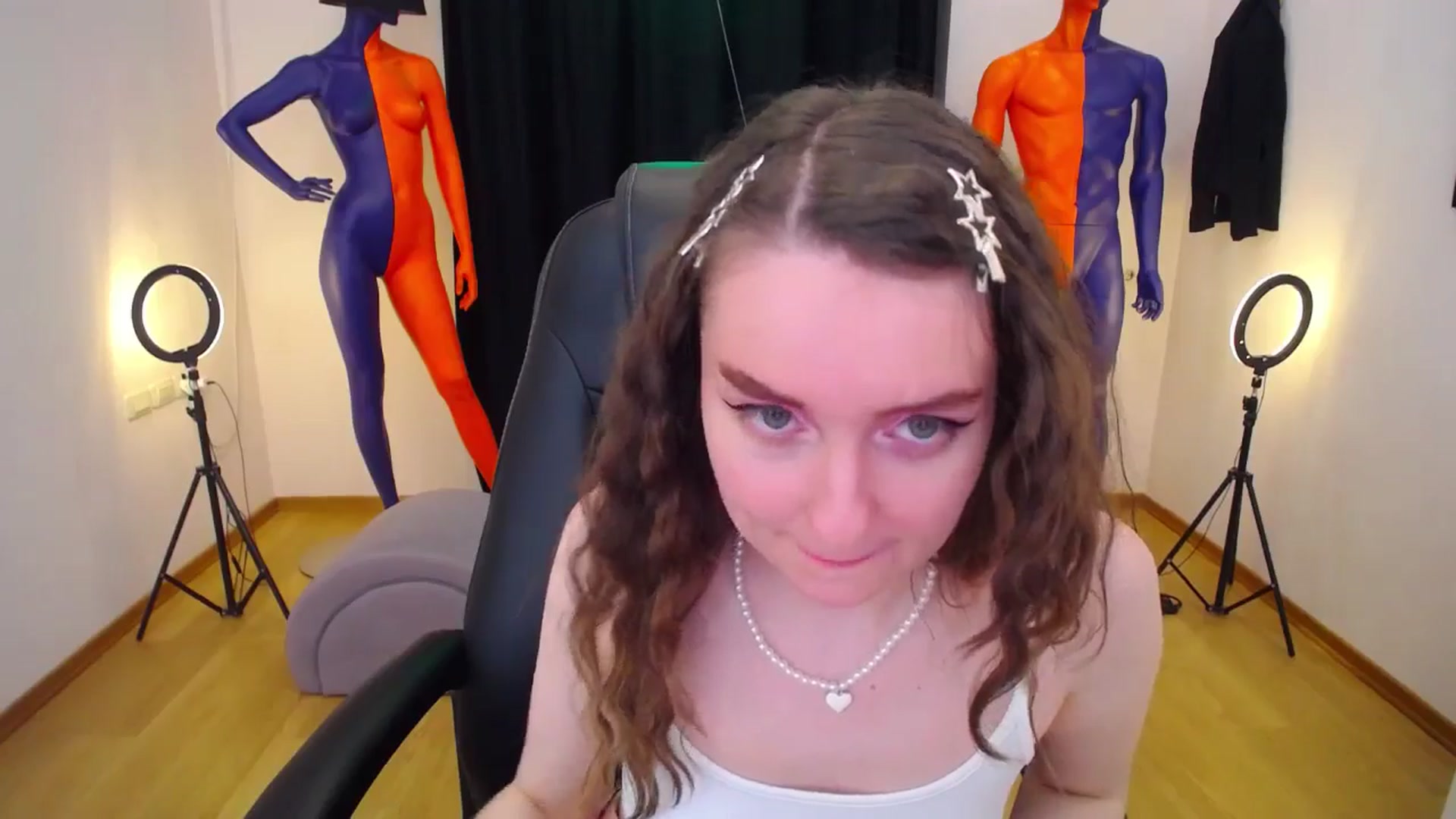 Gallery image thumbnail from Milim_Nava's myfreecams stream on, 05/15/2024, 16:47 image 17 of 20