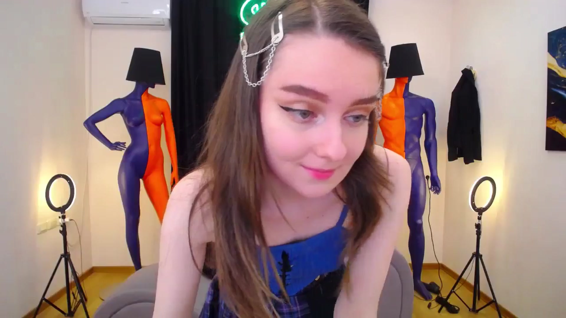 Gallery image thumbnail from Milim_Nava's myfreecams stream on, 05/16/2024, 12:19 image 5 of 20