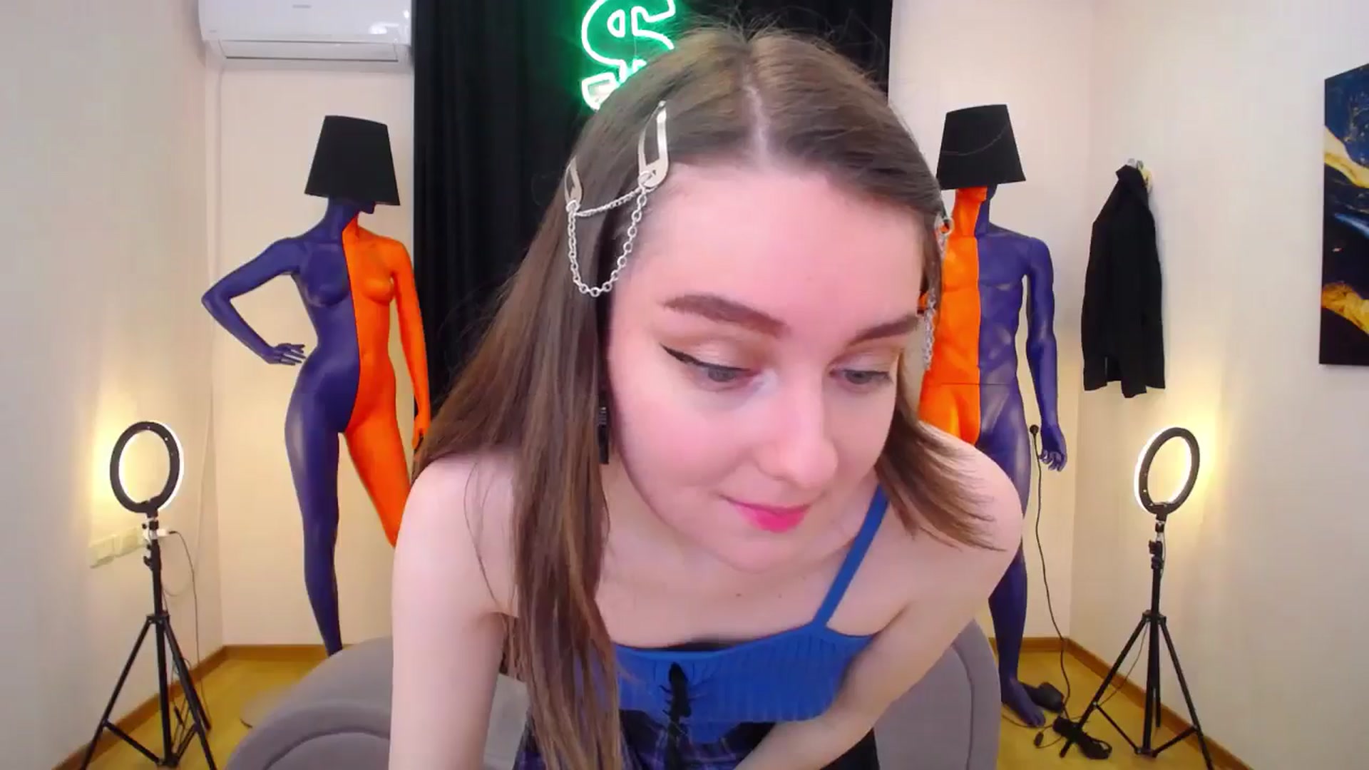 Gallery image thumbnail from Milim_Nava's myfreecams stream on, 05/16/2024, 12:19 image 3 of 20