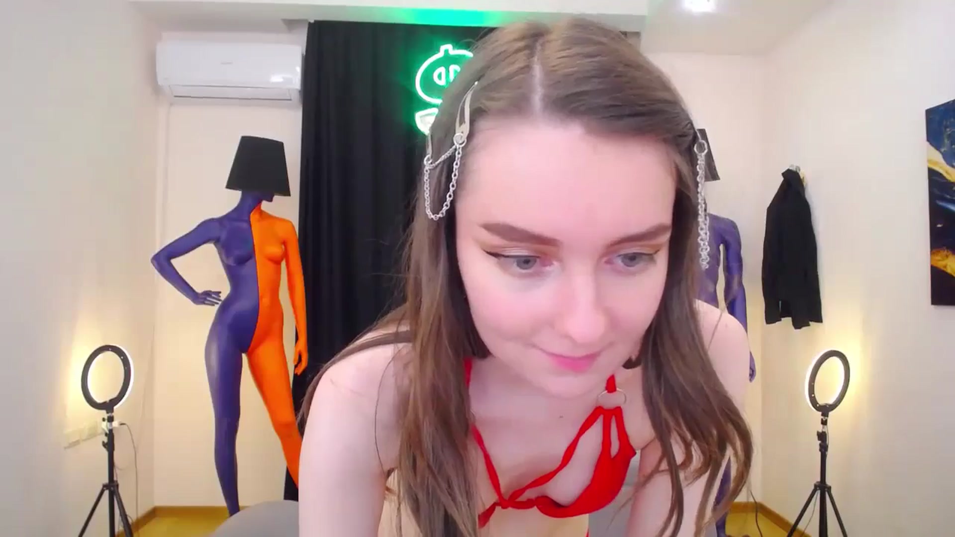 Gallery image thumbnail from Milim_Nava's myfreecams stream on, 05/16/2024, 14:54 image 3 of 20
