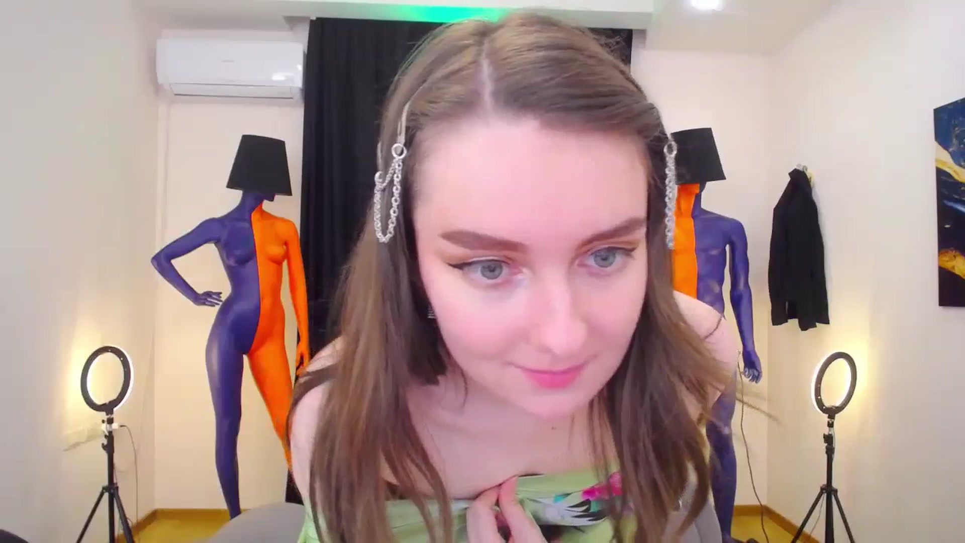 Gallery image thumbnail from Milim_Nava's myfreecams stream on, 05/16/2024, 16:40 image 18 of 20