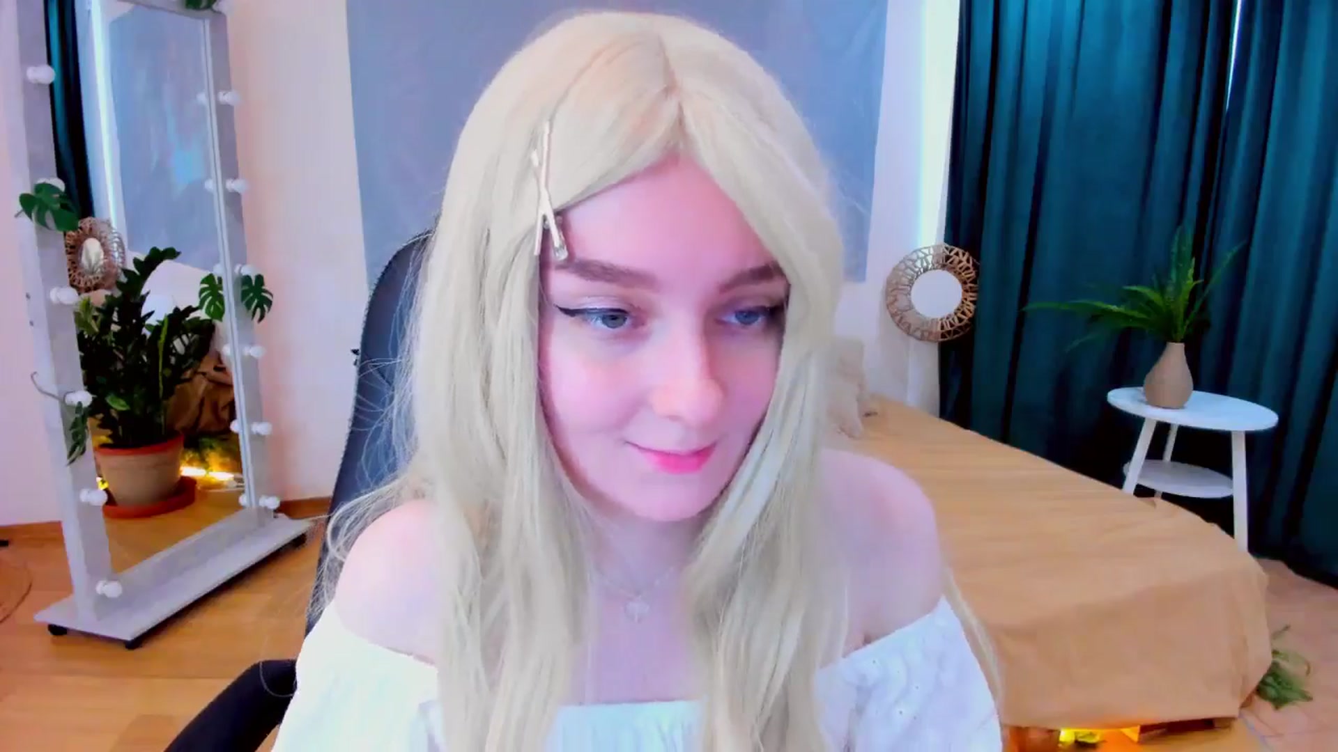 Gallery image thumbnail from Milim_Nava's myfreecams stream on, 05/19/2024, 11:52 image 14 of 20