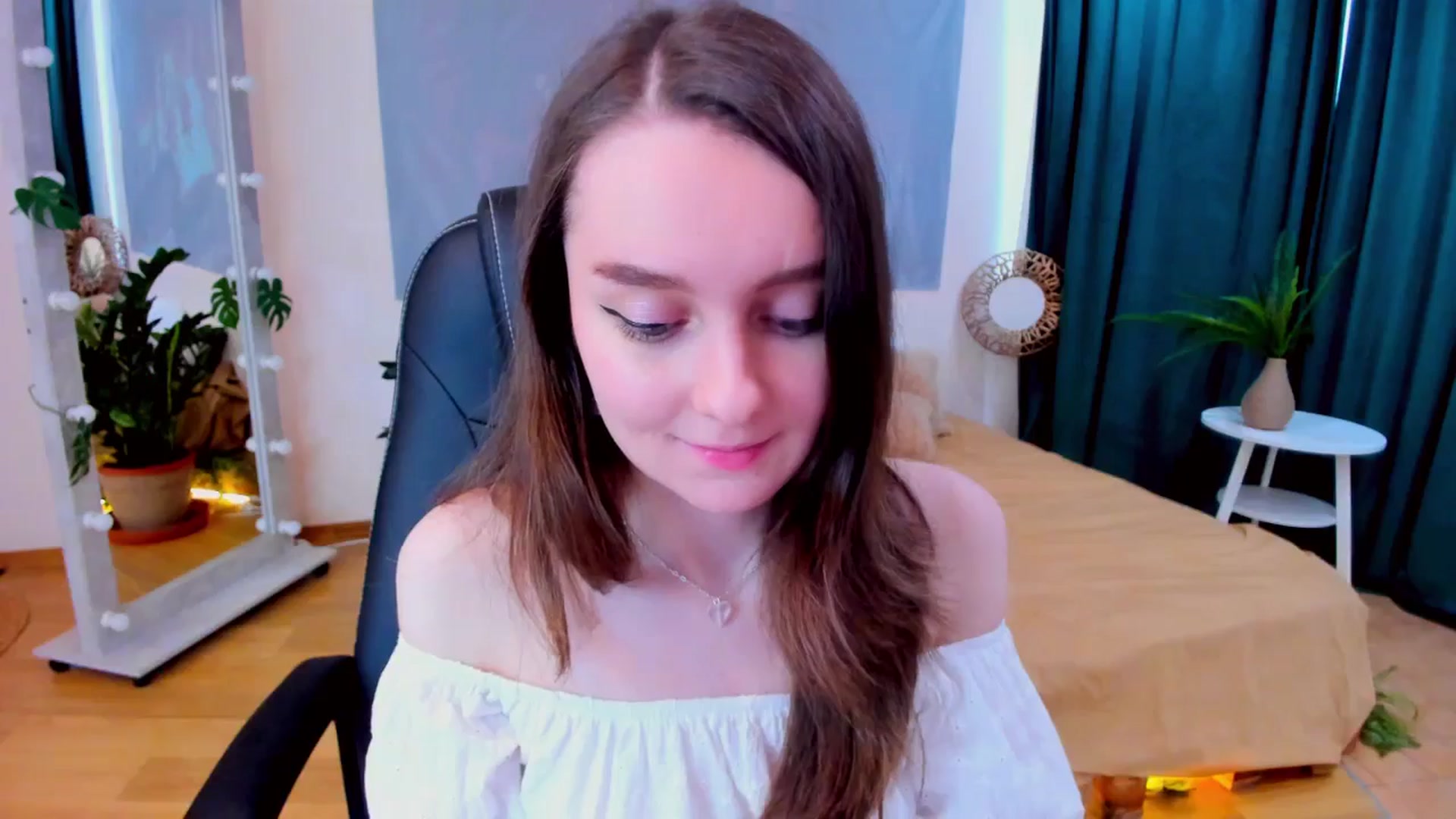 Gallery image thumbnail from Milim_Nava's myfreecams stream on, 05/19/2024, 12:21 image 11 of 20