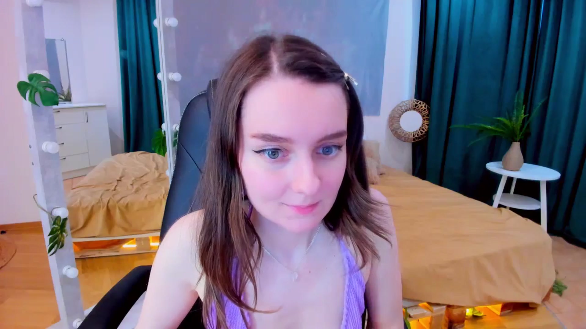 Gallery image thumbnail from Milim_Nava's myfreecams stream on, 05/19/2024, 15:18 image 5 of 20
