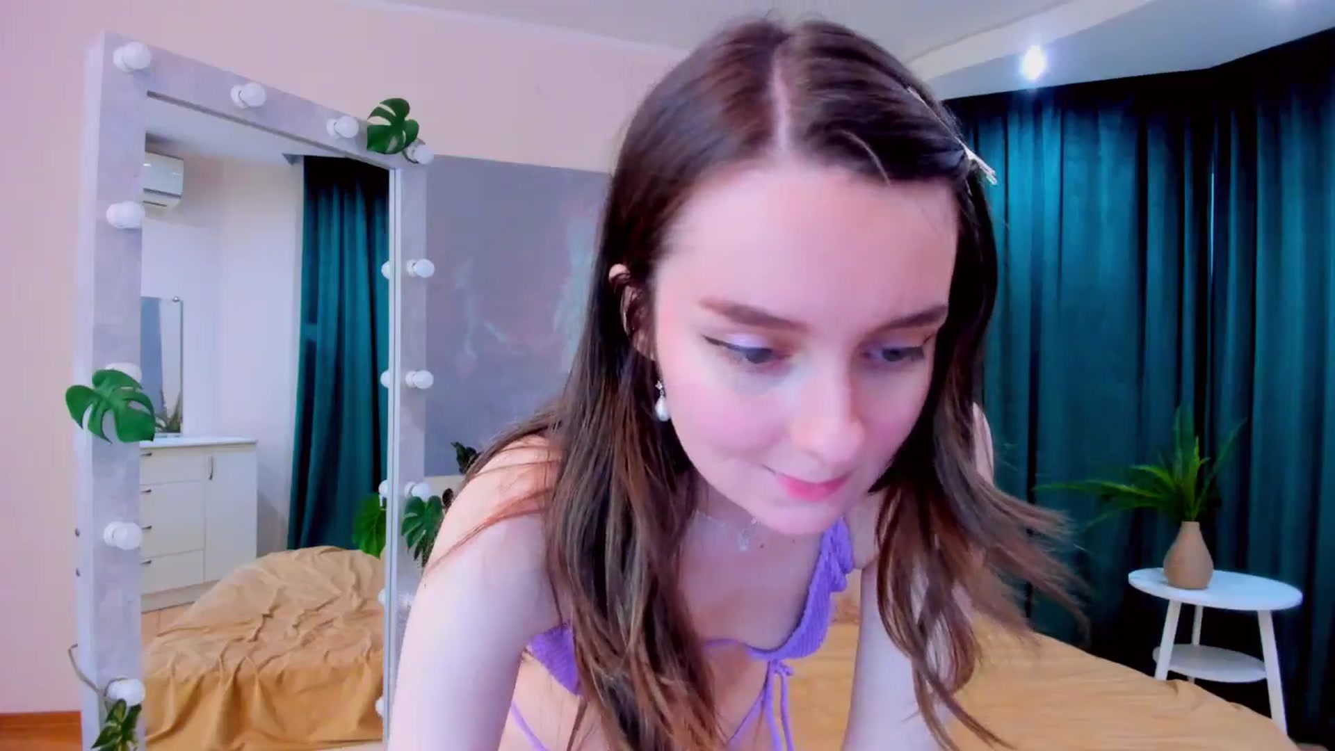 Gallery image thumbnail from Milim_Nava's myfreecams stream on, 05/19/2024, 15:18 image 15 of 20