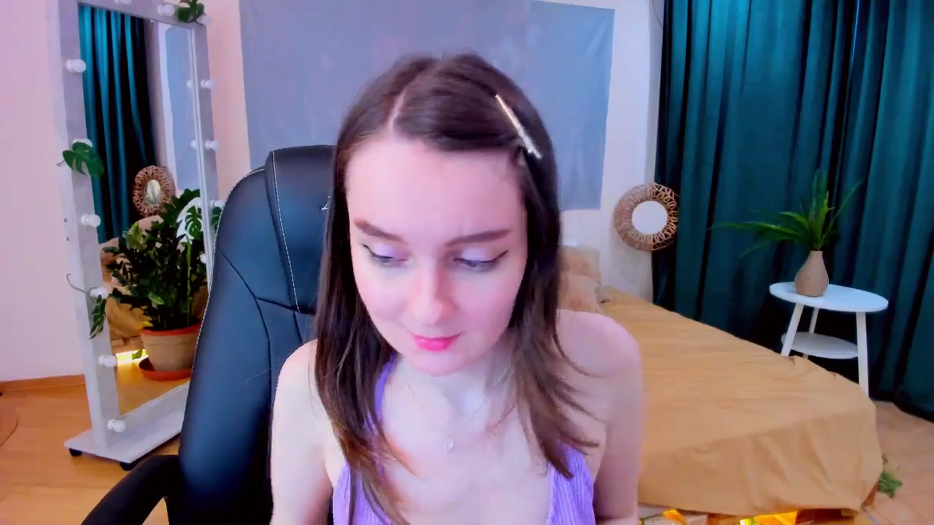 Gallery image thumbnail from Milim_Nava's myfreecams stream on, 05/19/2024, 16:39 image 4 of 20
