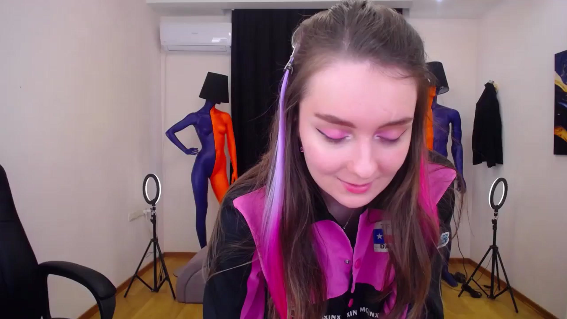 Gallery image thumbnail from Milim_Nava's myfreecams stream on, 05/21/2024, 11:33 image 11 of 20